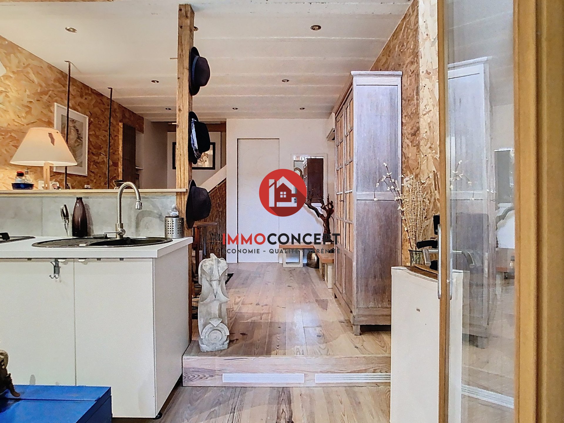 Maison à louer, 45m², Saint-Geniès-de-Comolas