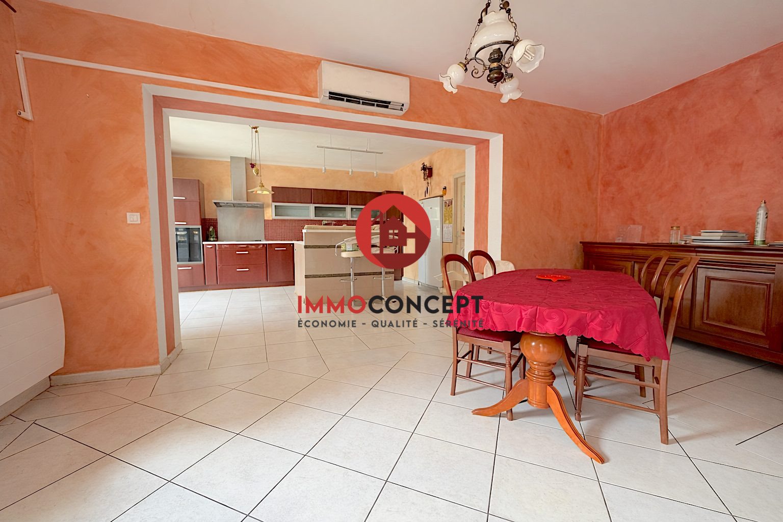 Maison à vendre, 131m², Chusclan