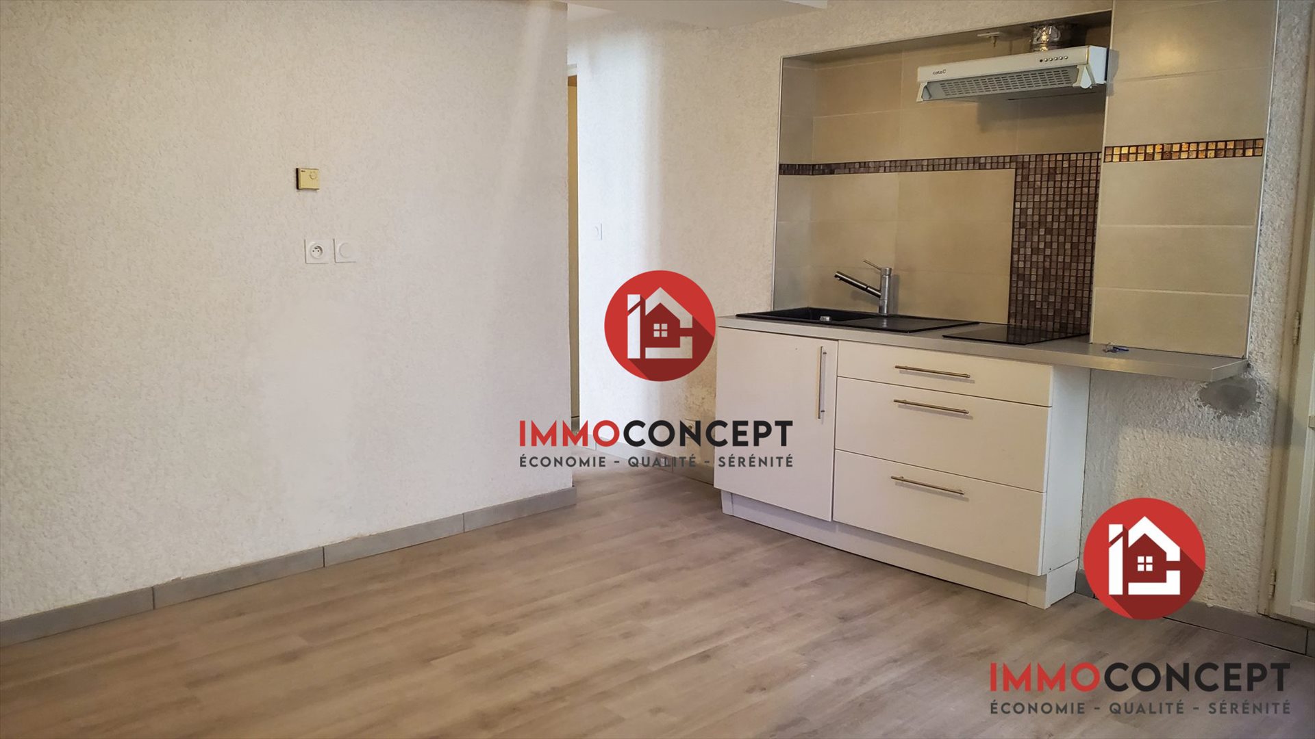 Appartement à louer, 27m², Roquemaure