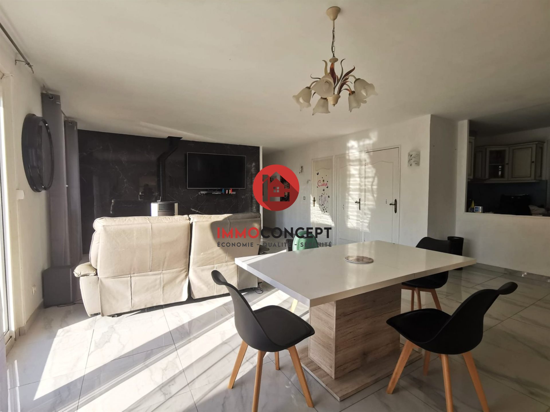 Maison à vendre, 130m², Laudun-l'Ardoise