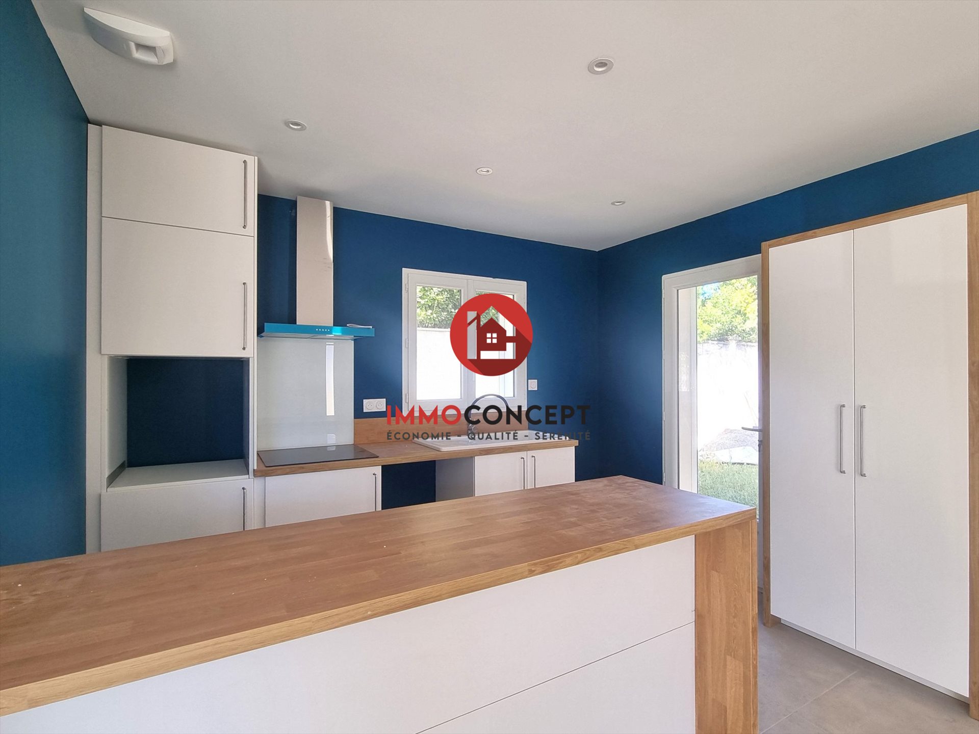Maison à louer, 82m², Laudun-l'Ardoise
