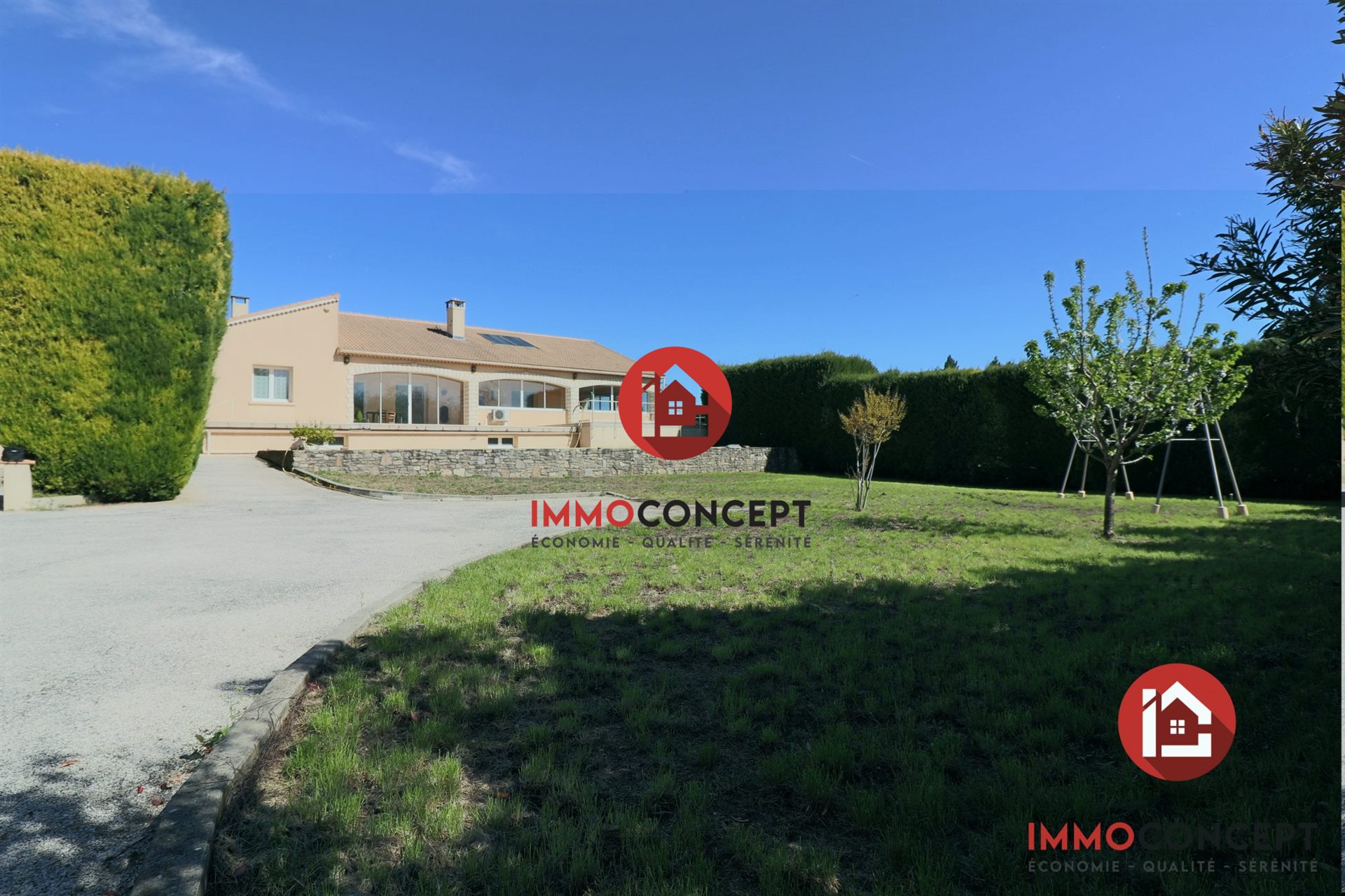 Maison à vendre, 214m², Laudun-l'Ardoise