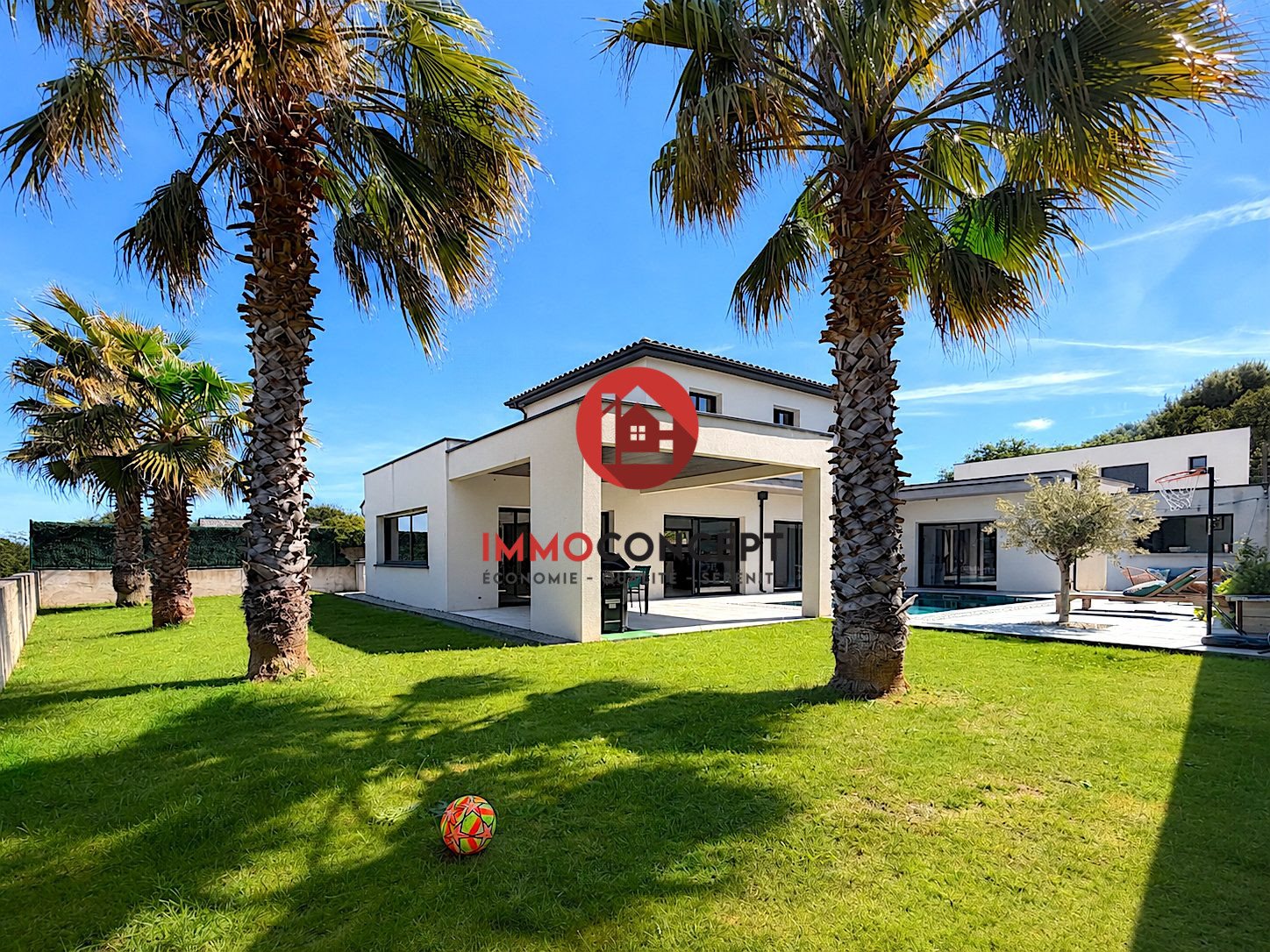 Maison à vendre, 230m², Saint-Geniès-de-Comolas