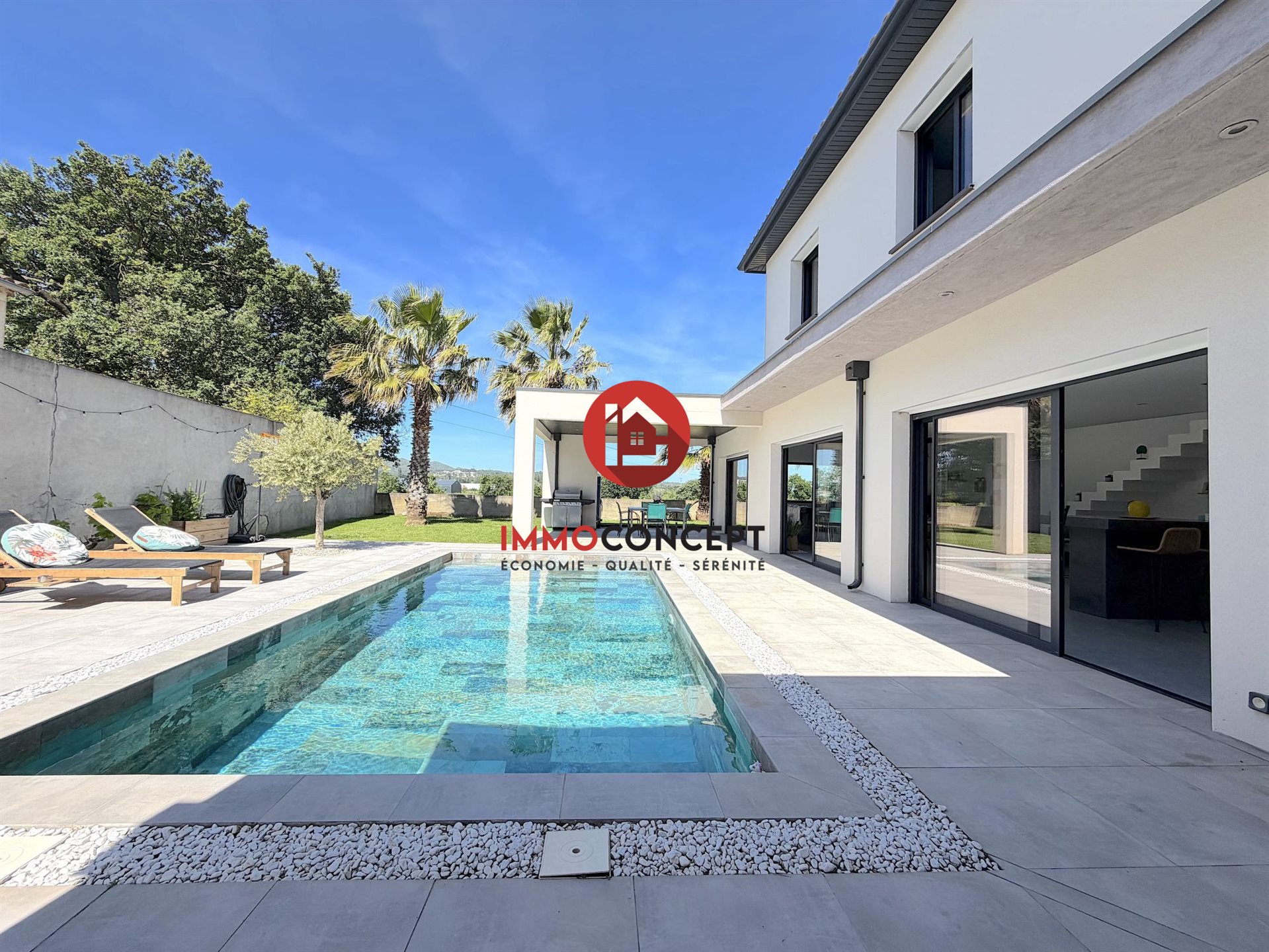 Maison à vendre, 230m², Saint-Geniès-de-Comolas