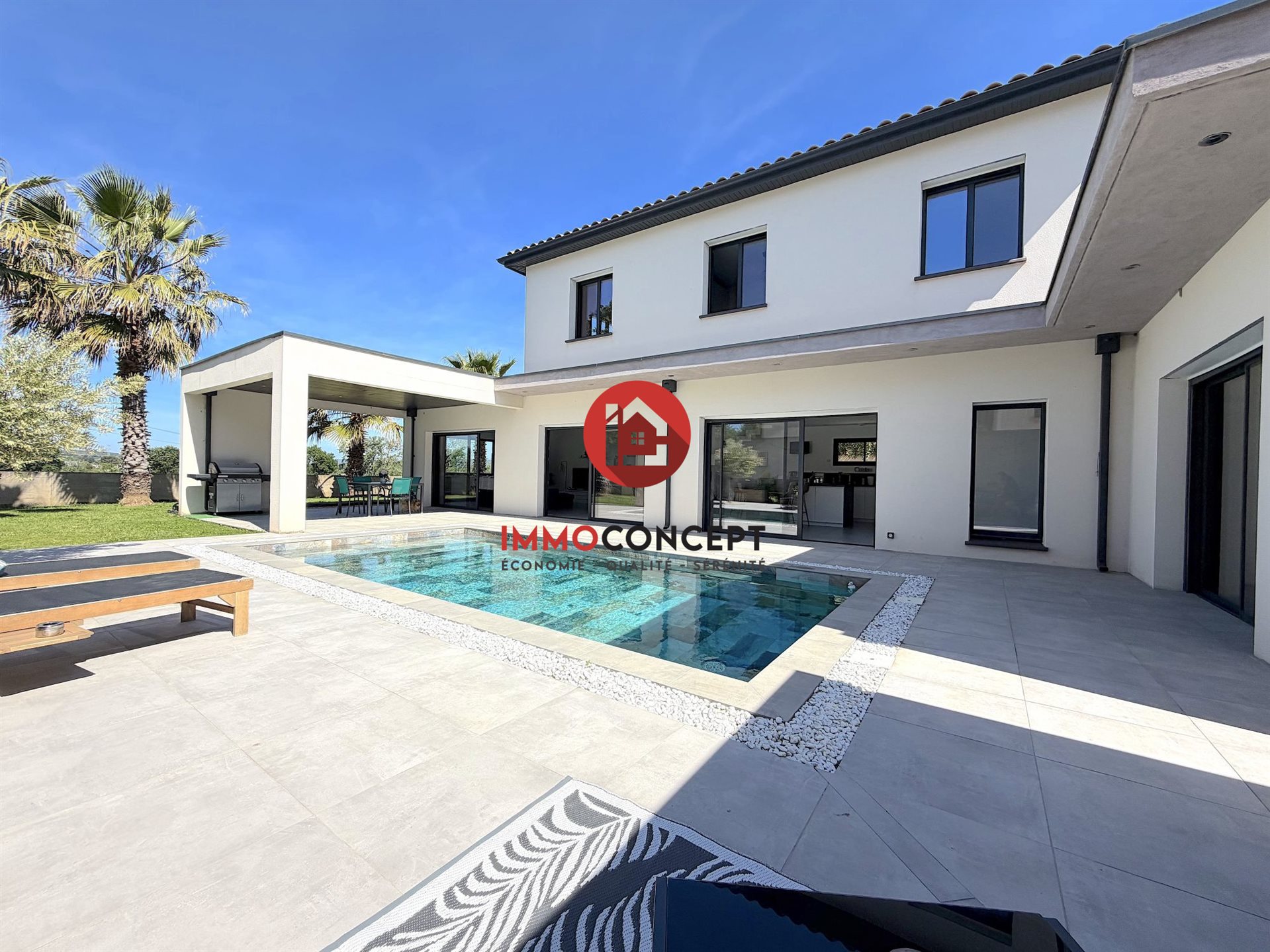 Maison à vendre, 230m², Saint-Geniès-de-Comolas