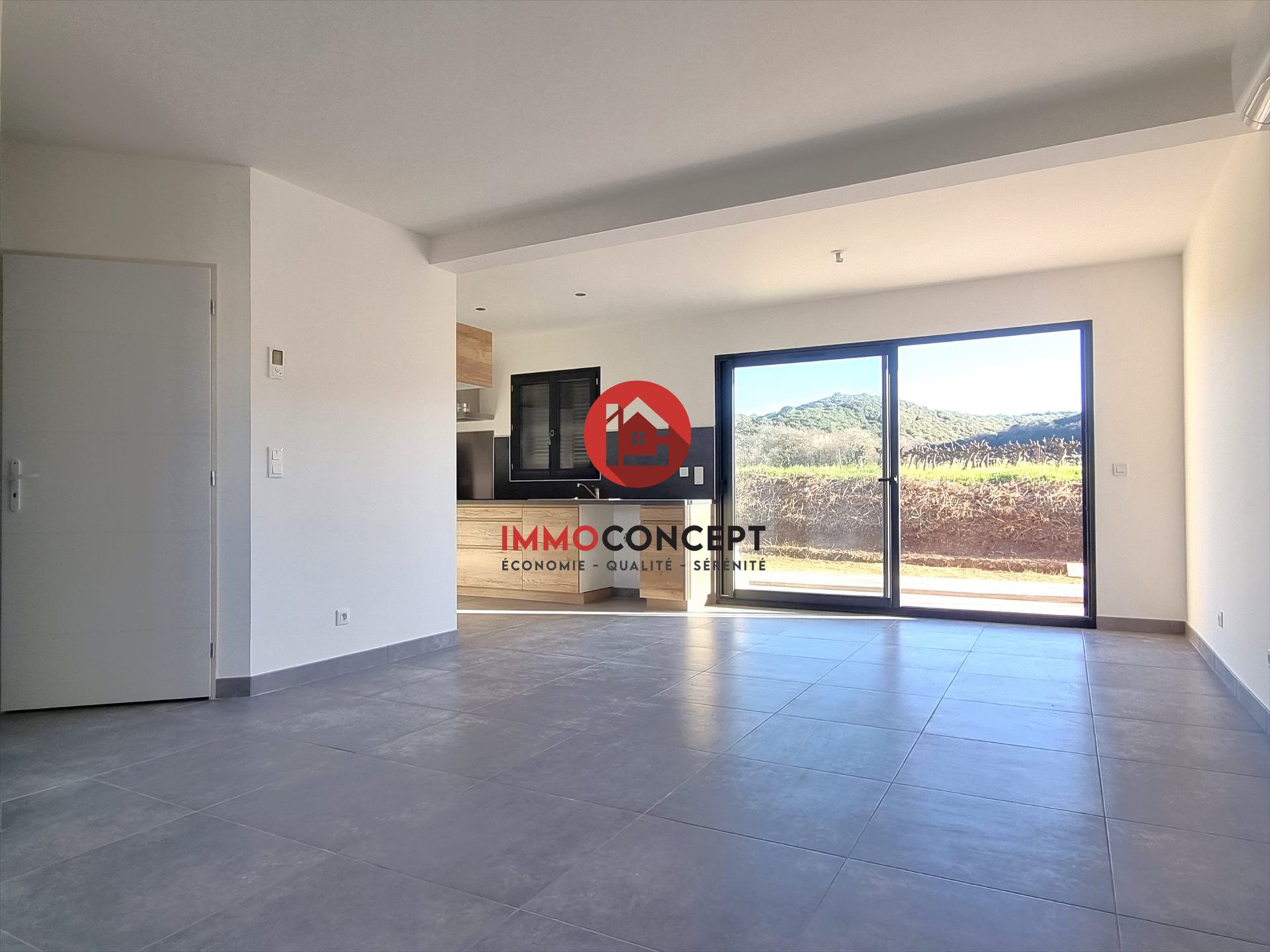 Maison à louer, 91m², Gaujac
