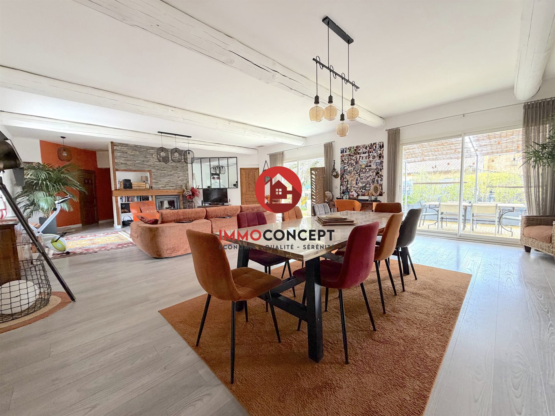 Maison à vendre, 162m², Laudun-l'Ardoise