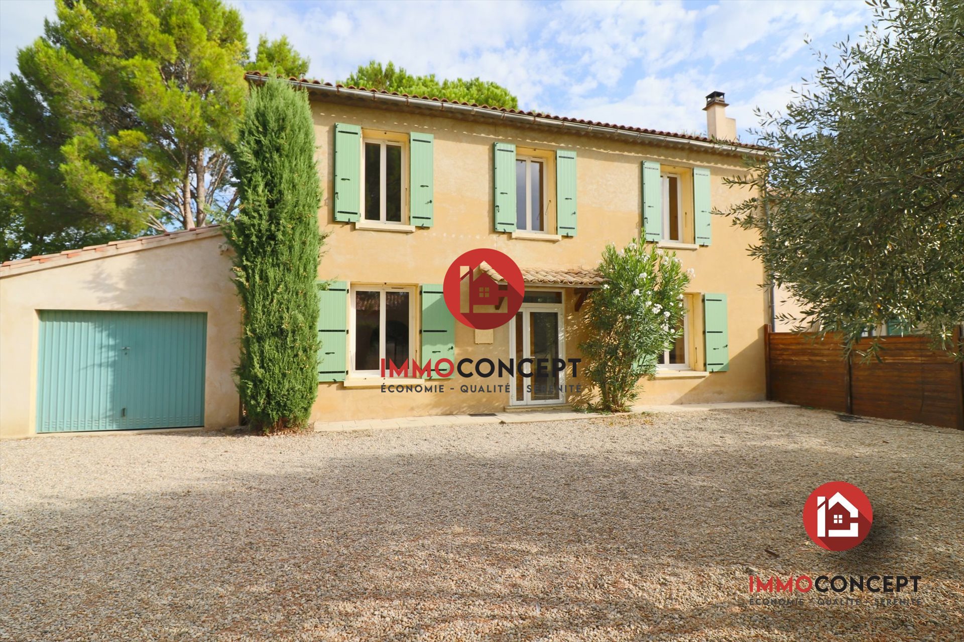 Maison à louer, 149m², Laudun-l'Ardoise