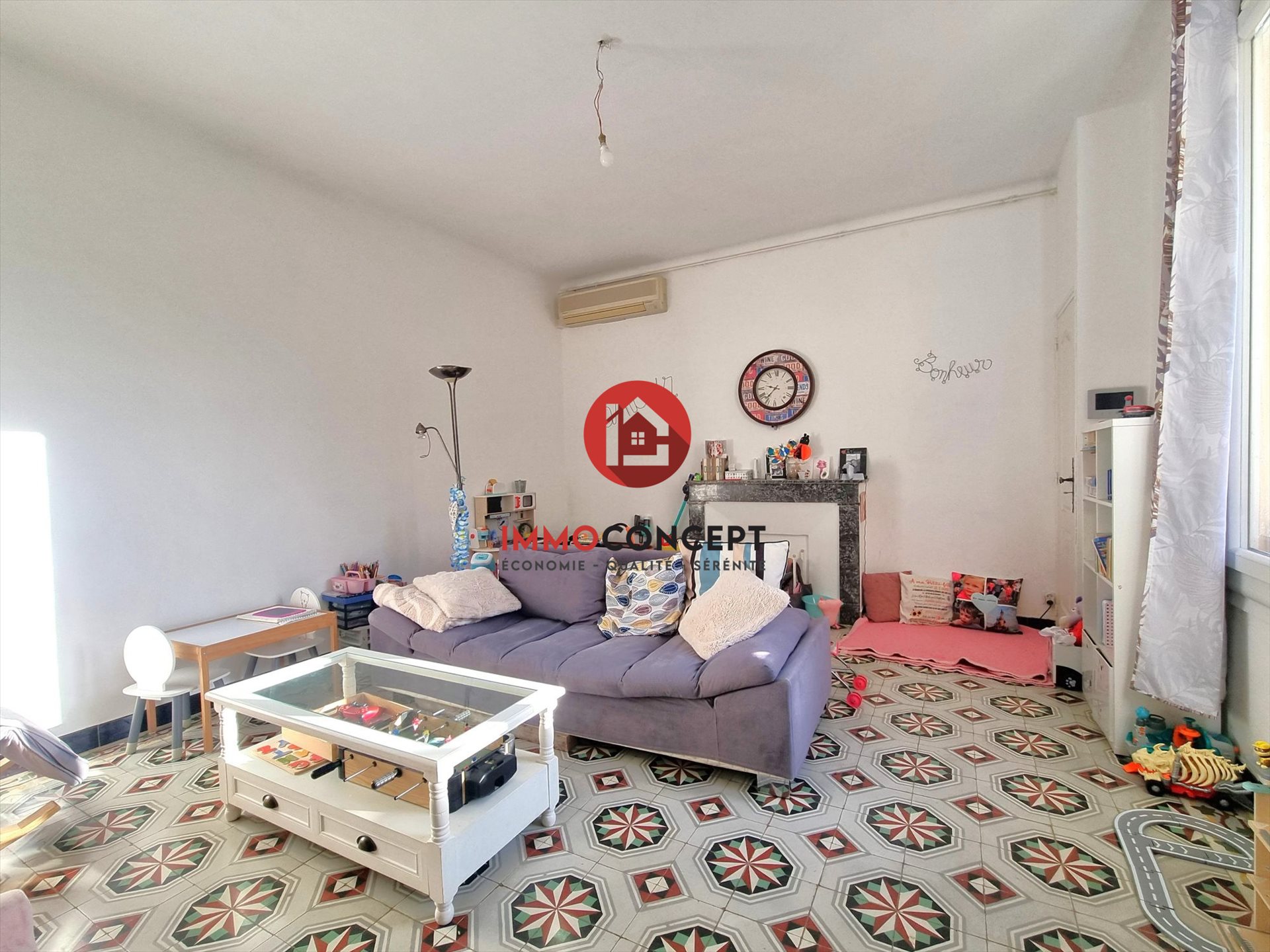 Maison à louer, 149m², Laudun-l'Ardoise