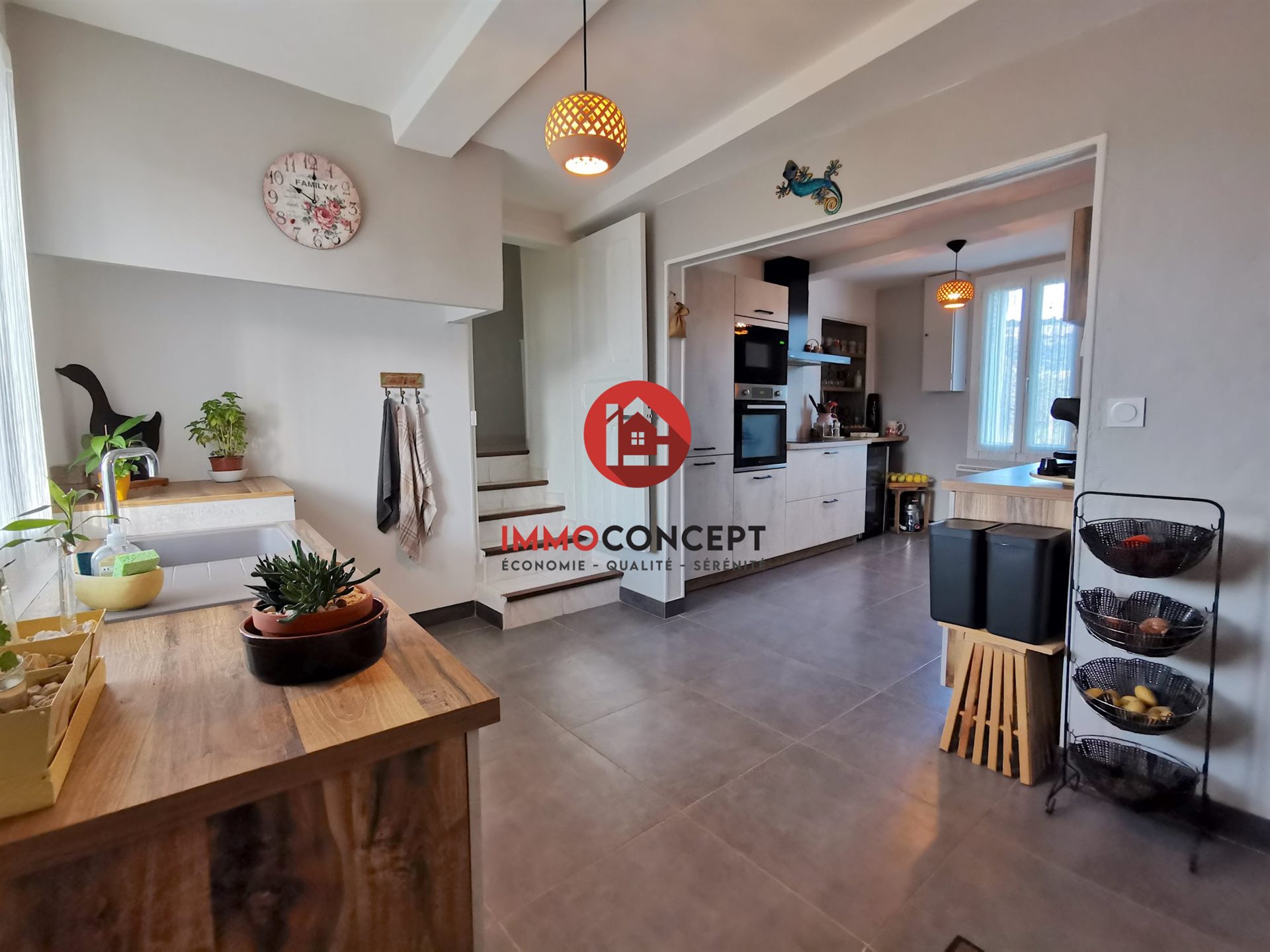 Maison à vendre, 110m², Chusclan