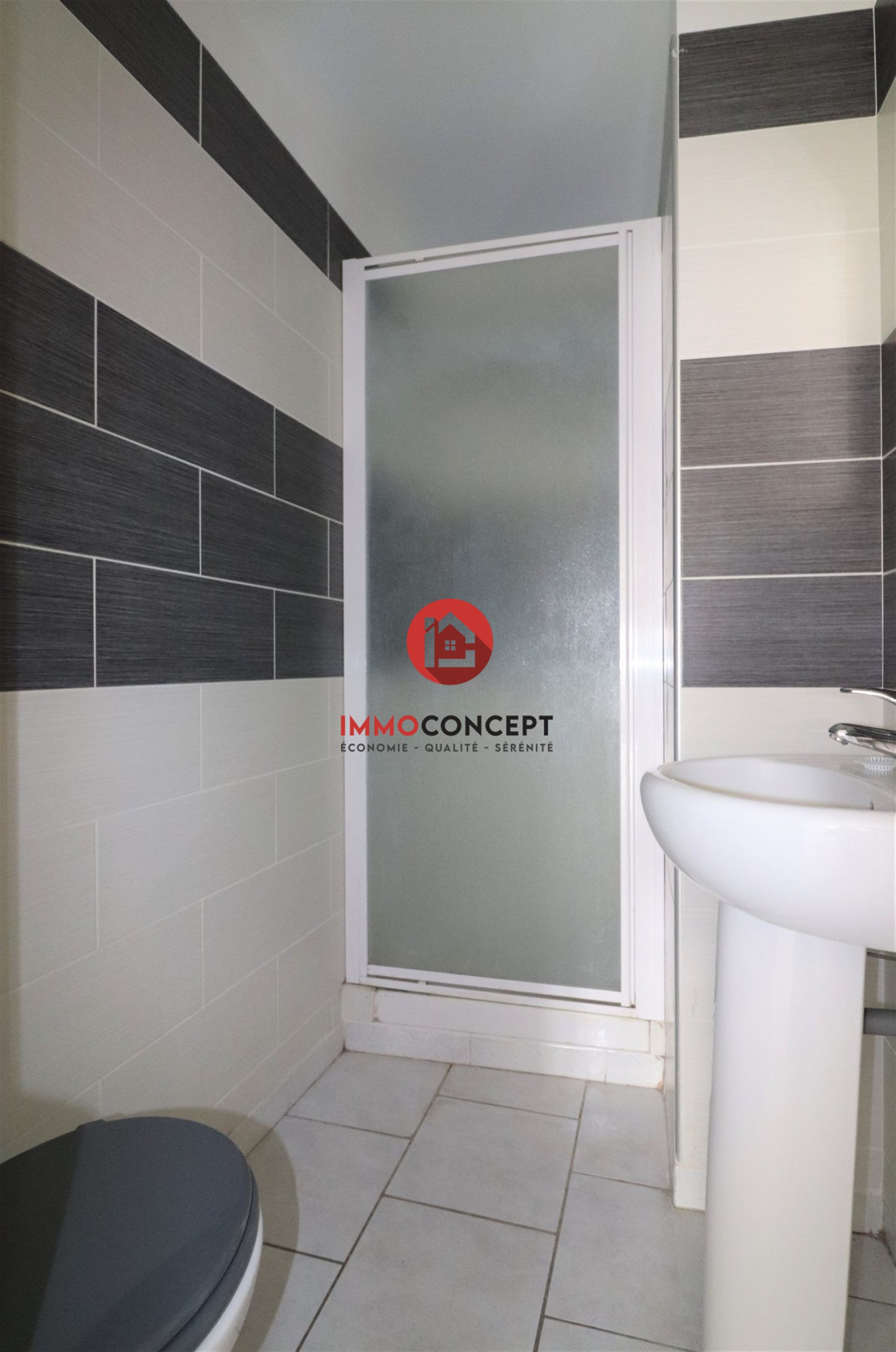 Appartement à louer, 39m², Laudun-l'Ardoise