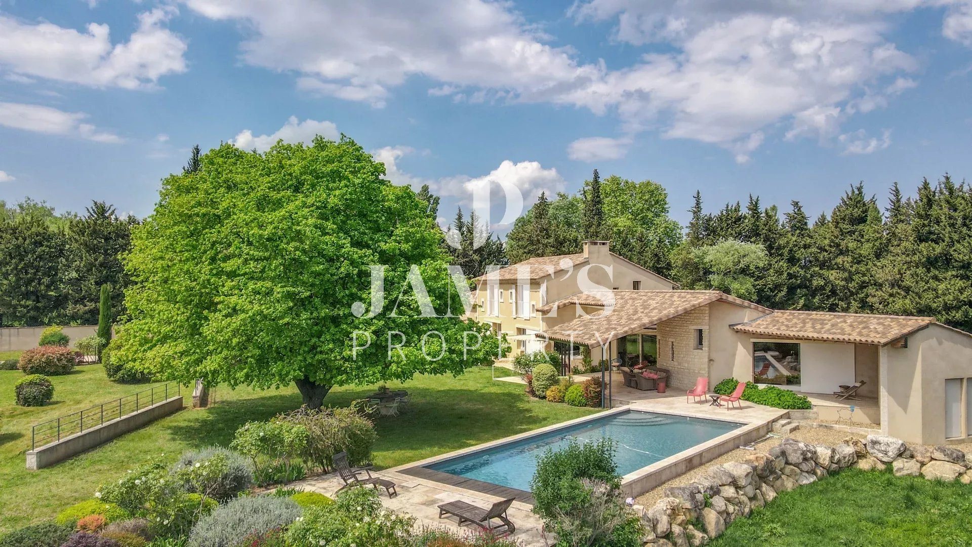 Maison à vendre, 275m², Saint-Rémy-de-Provence