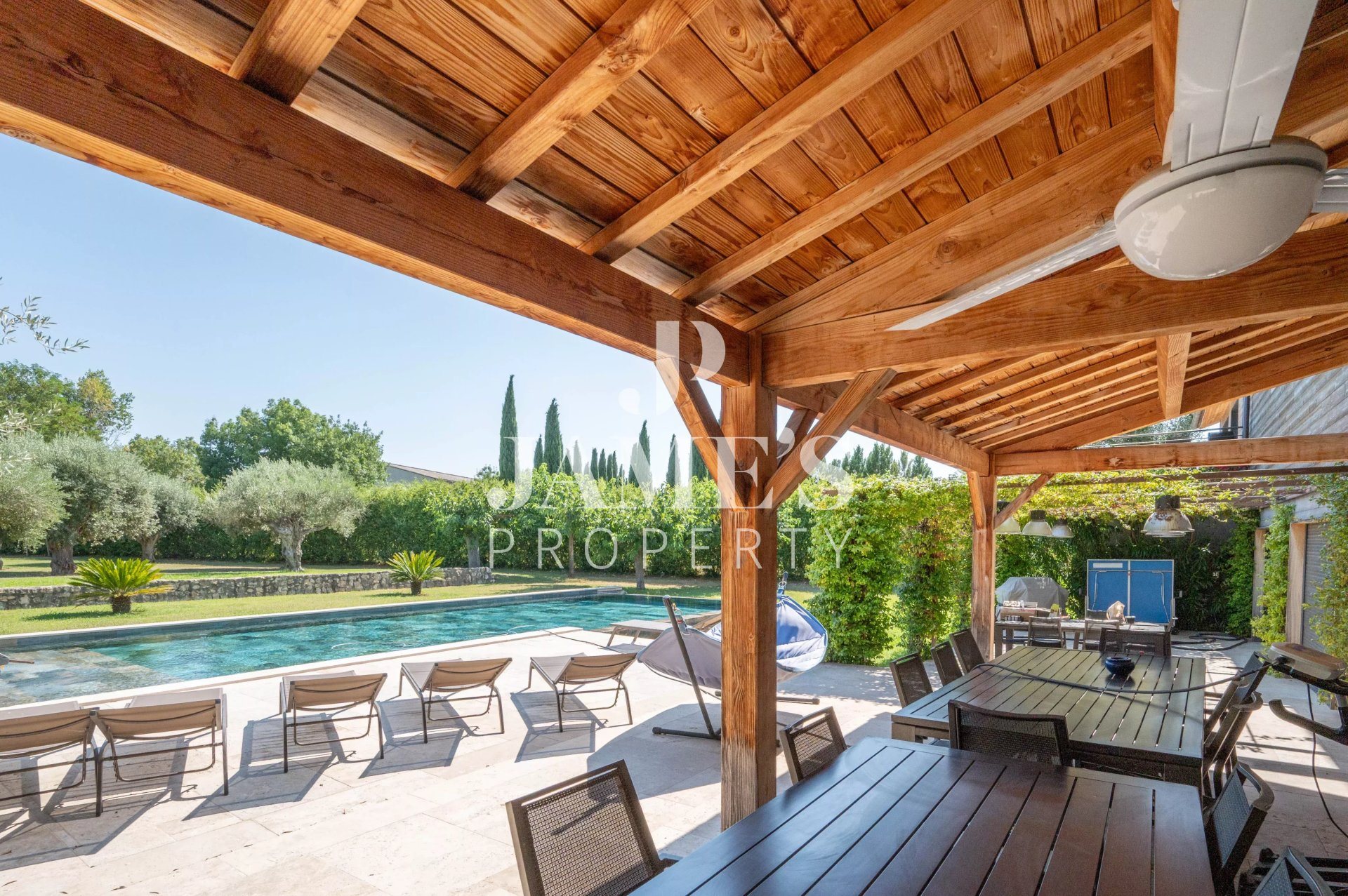 Maison à vendre, 462m², Saint-Bénézet