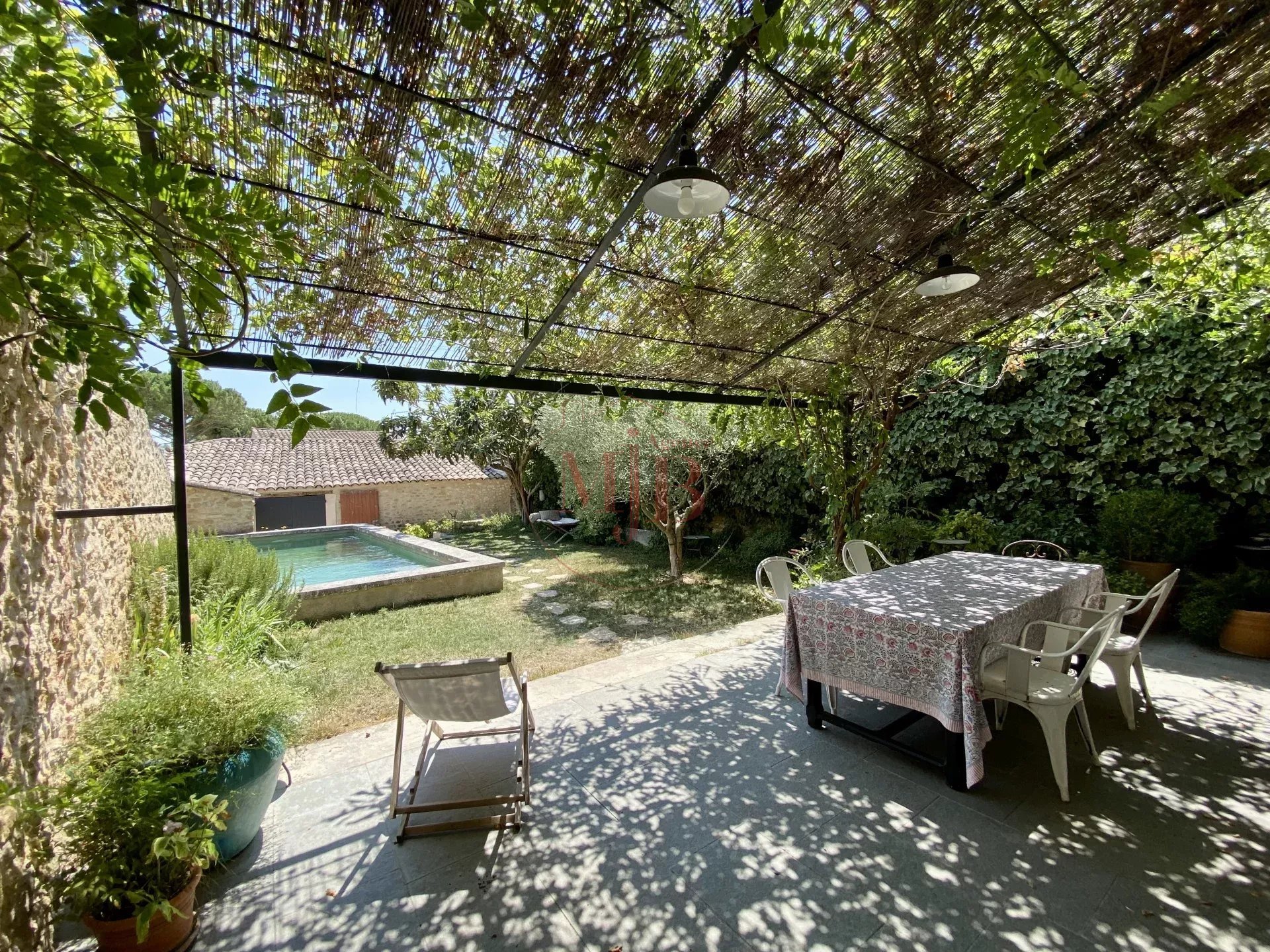Maison à vendre, 102m², Puyvert