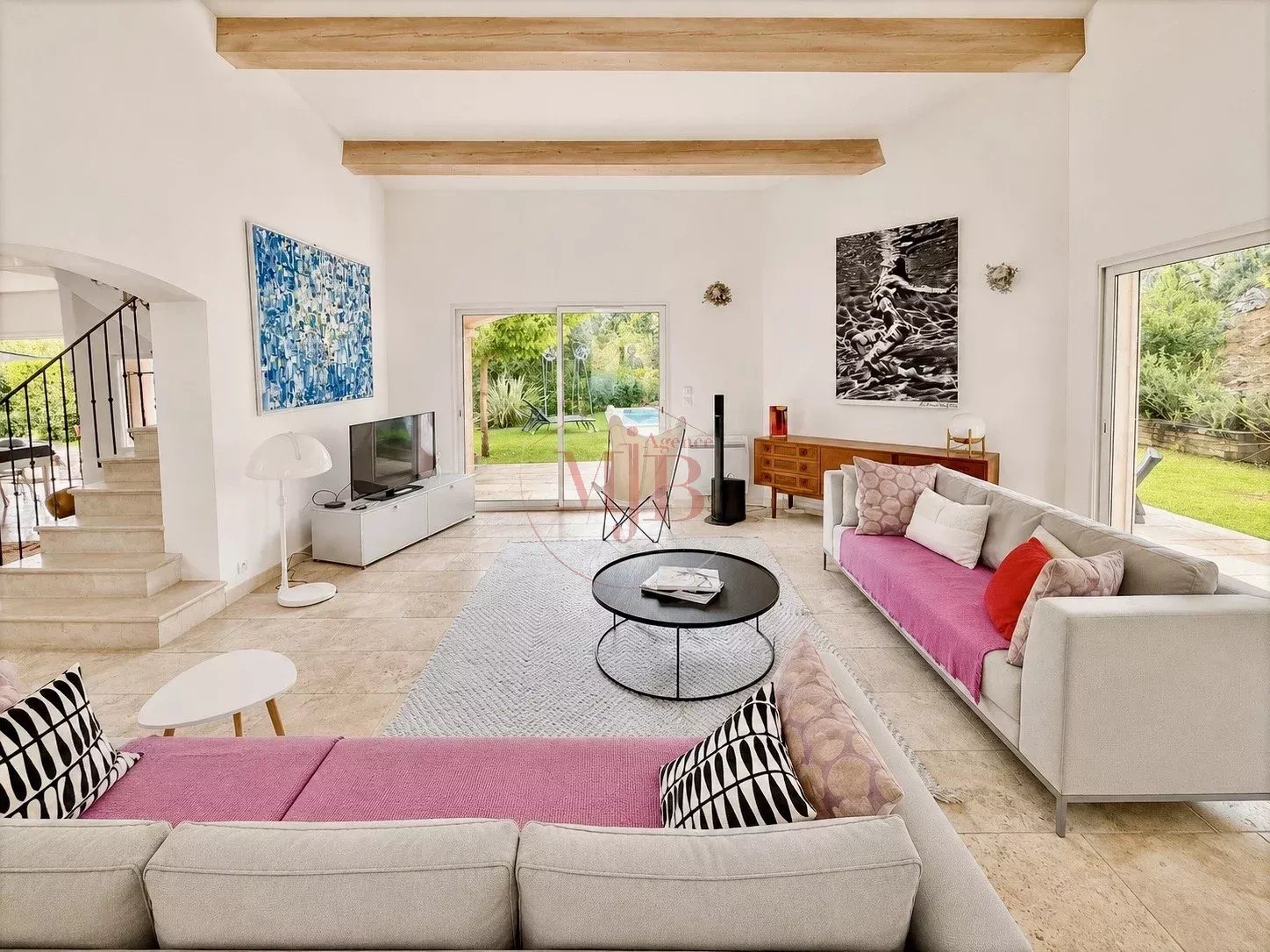 Maison à vendre, 201m², Peyrolles-en-Provence