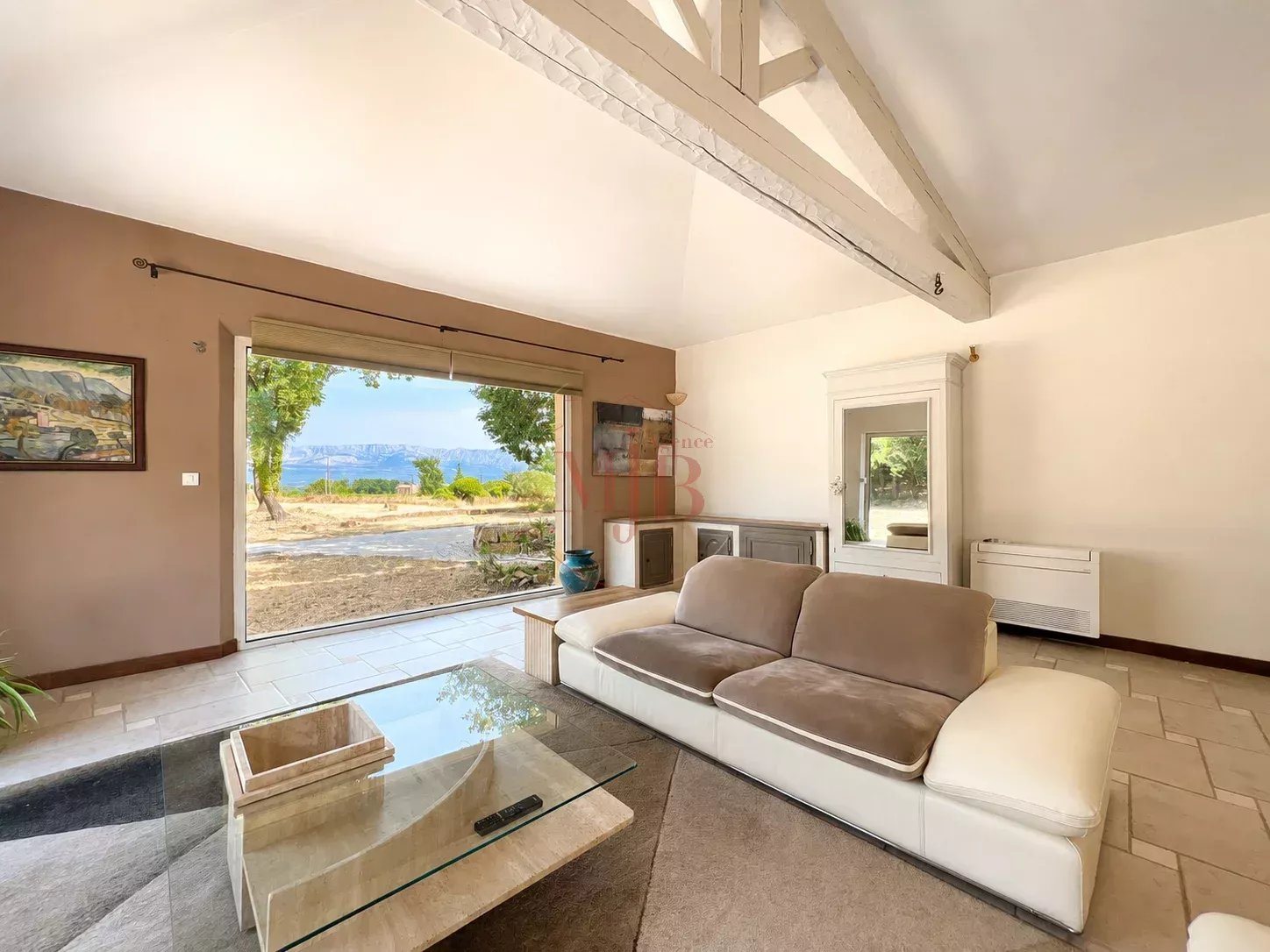 Maison à louer, 232m², Trets