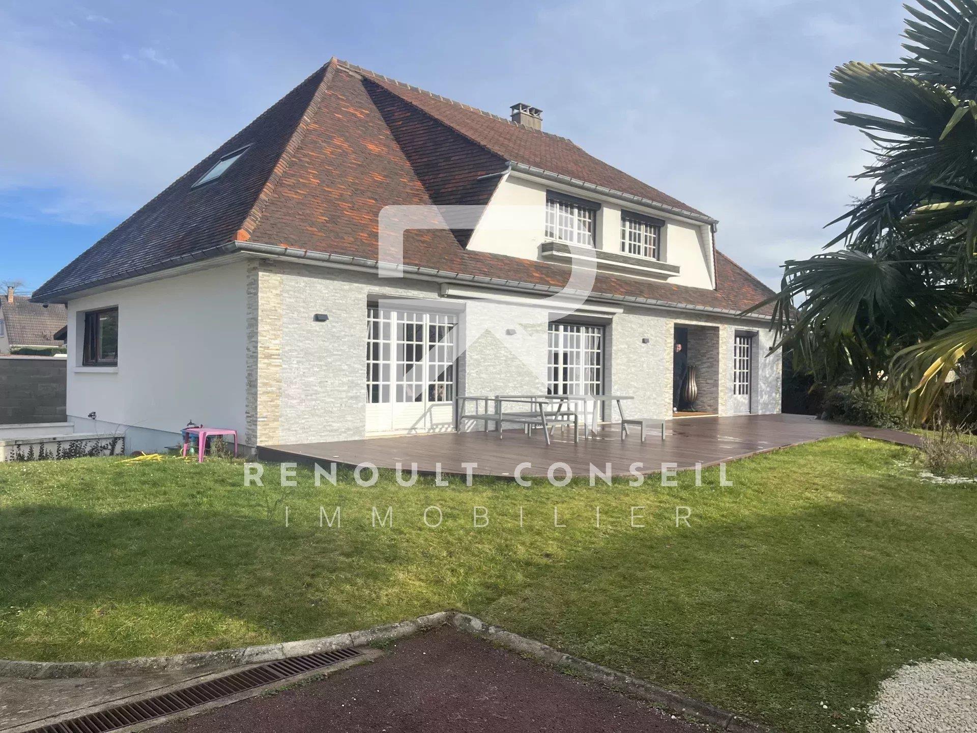 Maison à vendre, 240m², Saint-Etienne-du-Rouvray