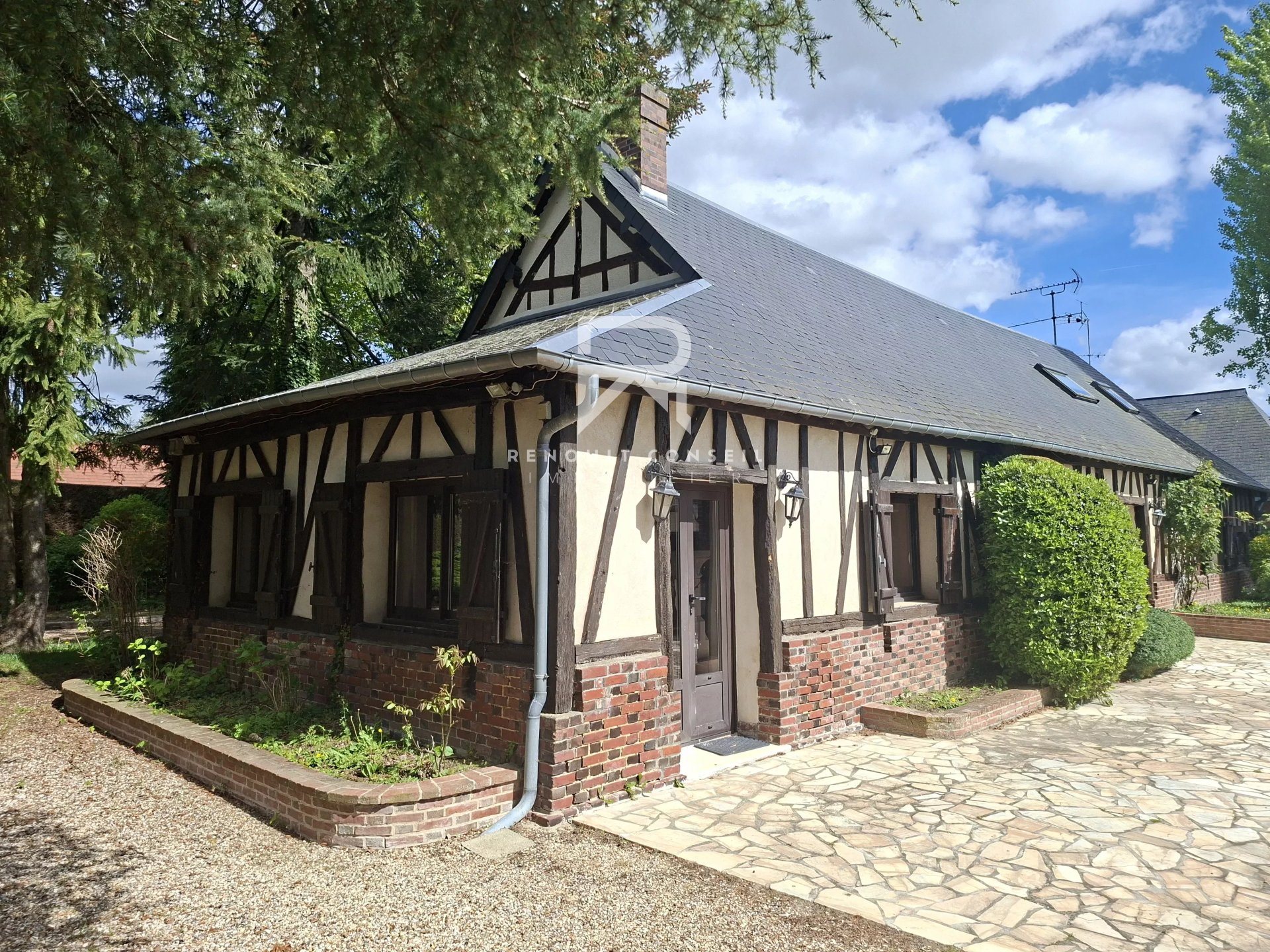 Maison à vendre, 147m², Beaumont-le-Roger