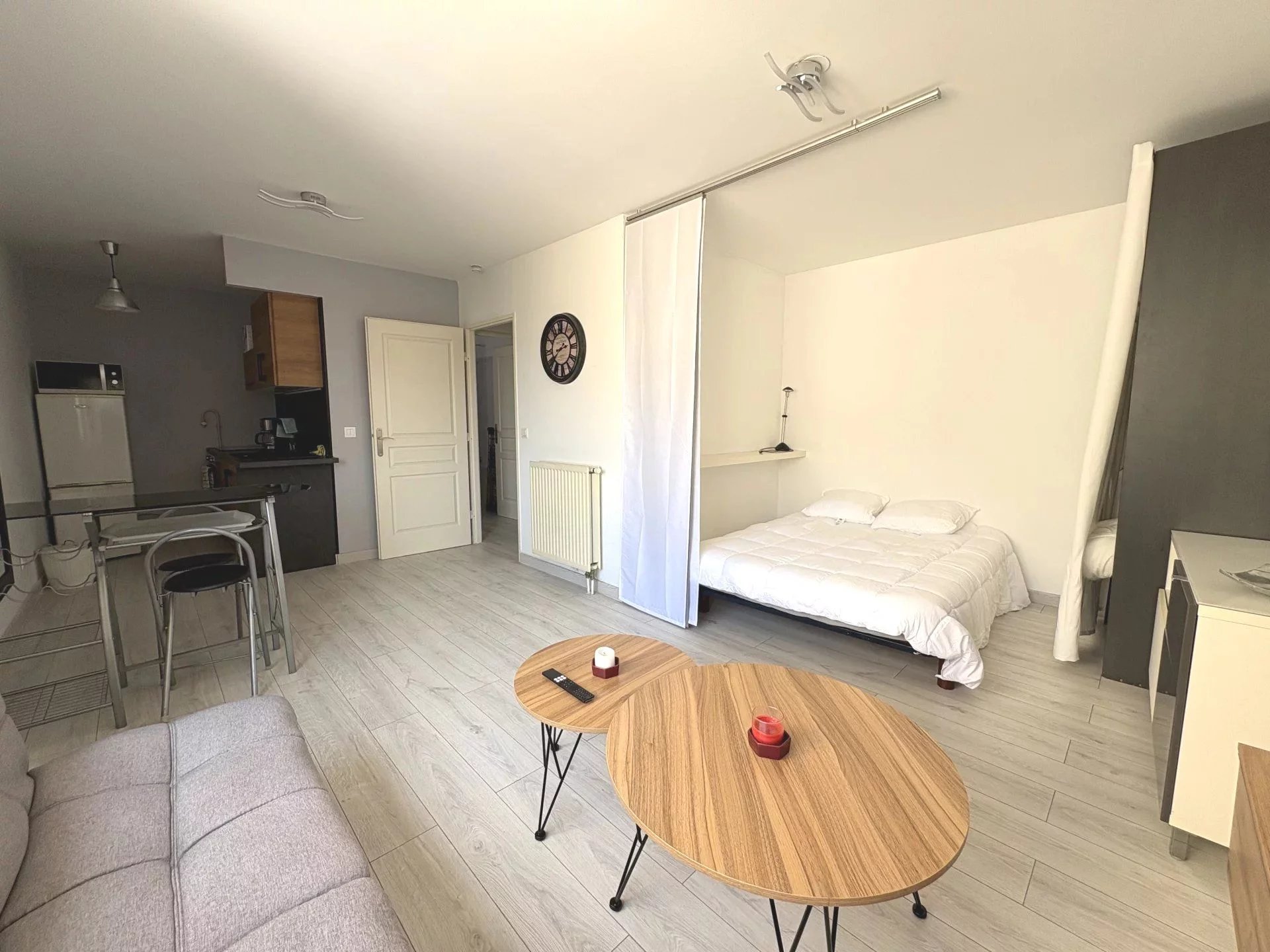 Appartement à louer, 33m², Marseille 6ème