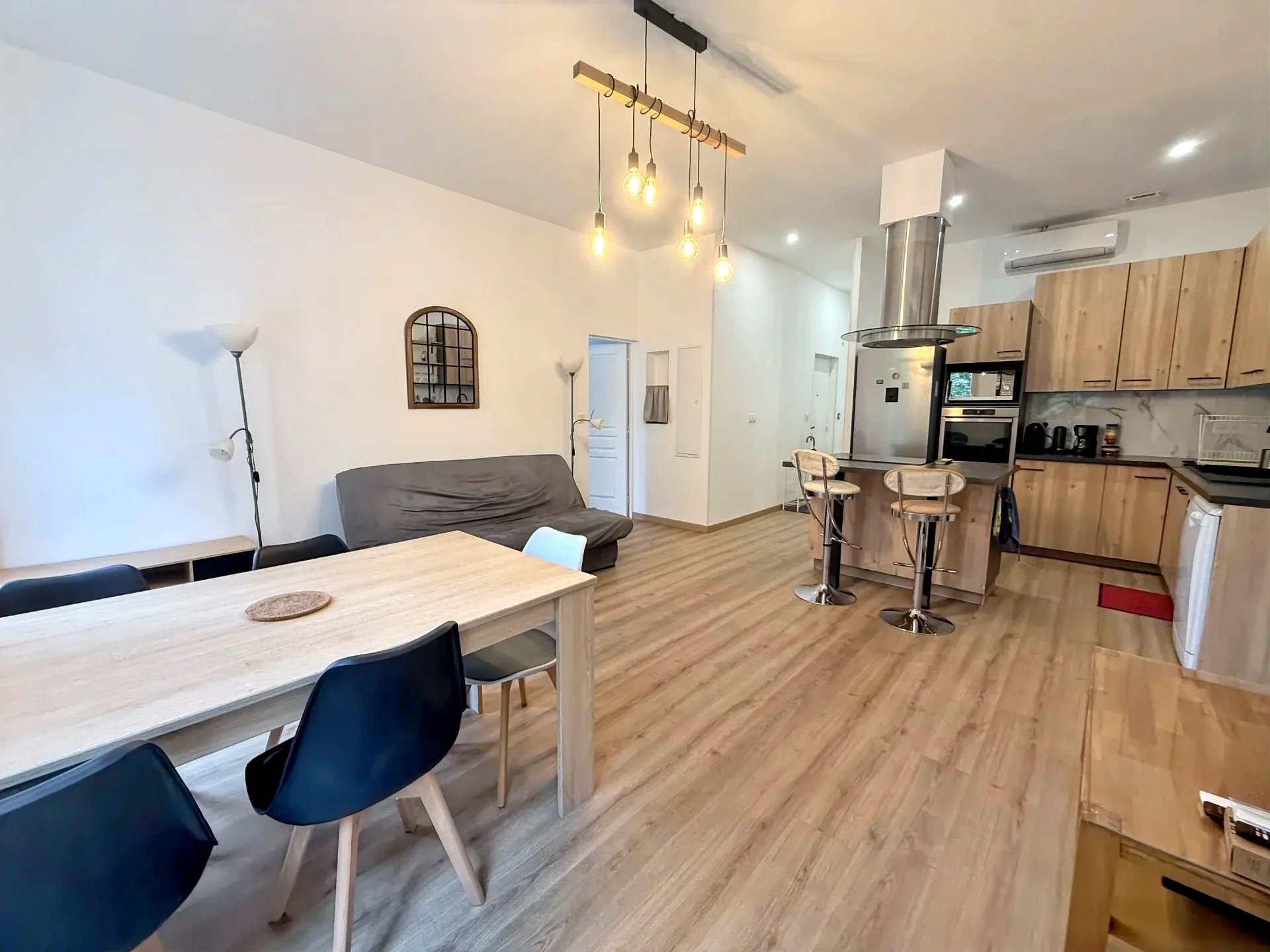 Appartement à louer, 89m², Marseille 6ème