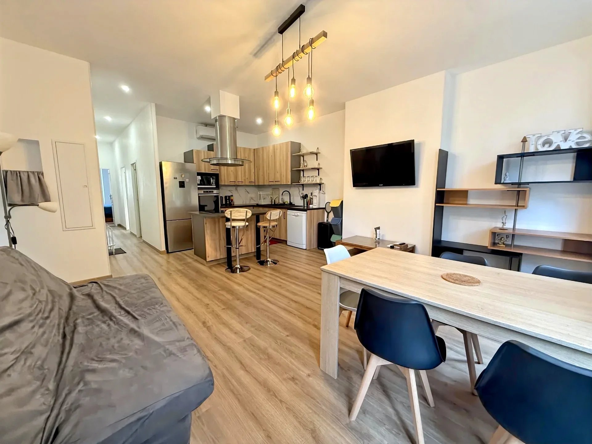 Appartement à louer, 89m², Marseille 6ème