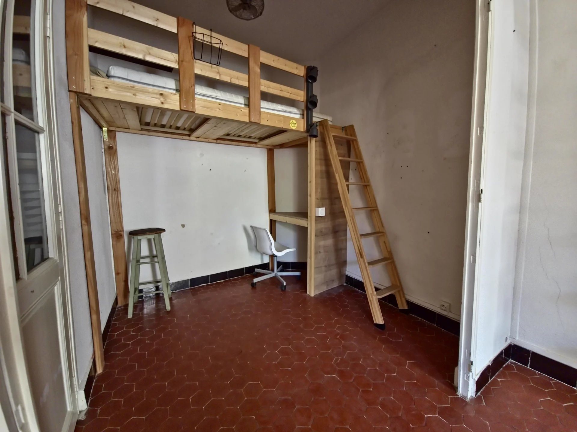 Appartement à vendre, 66m², Aubagne