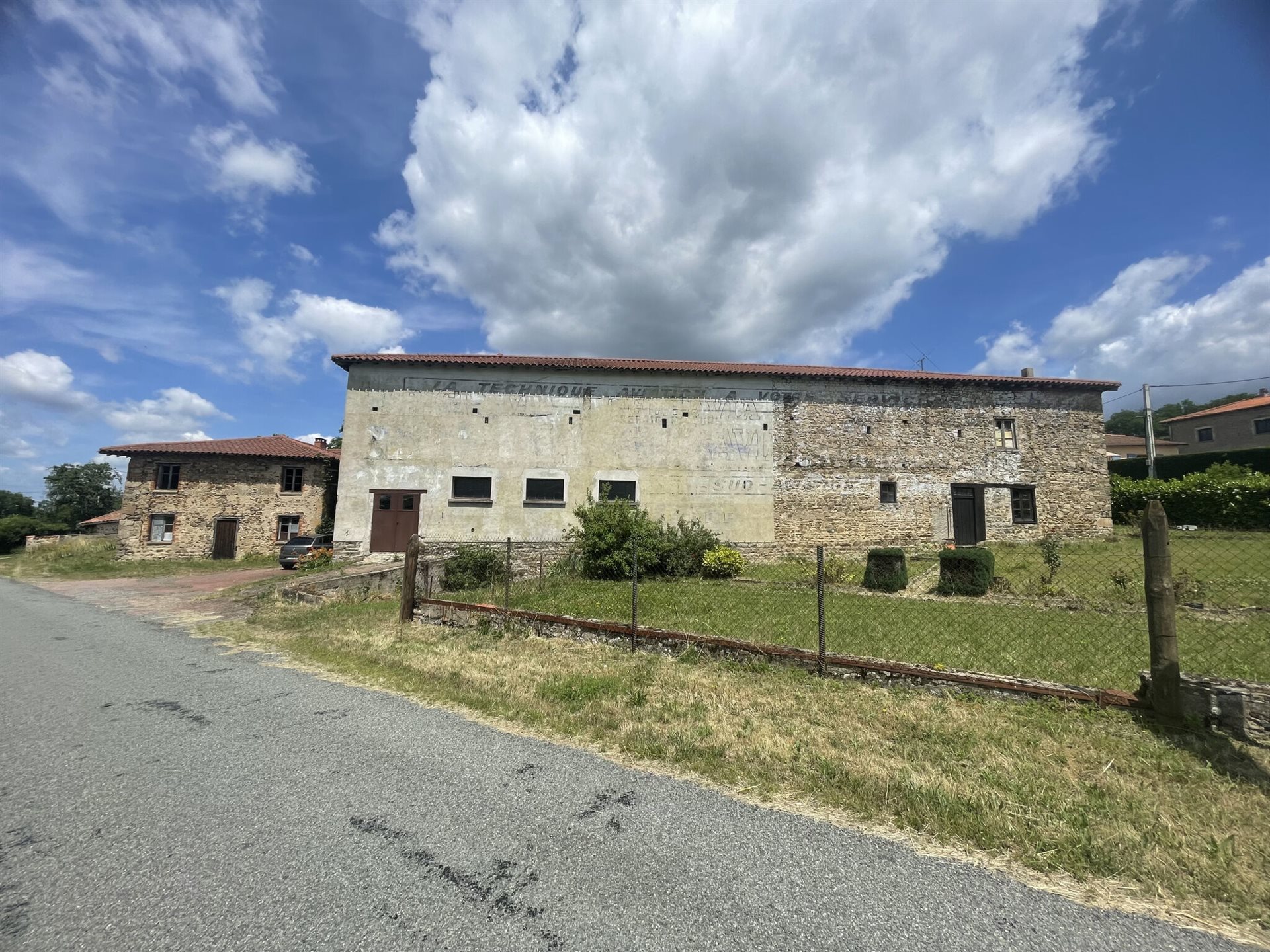 Maison à vendre, 400m², Saint-Symphorien-de-Lay