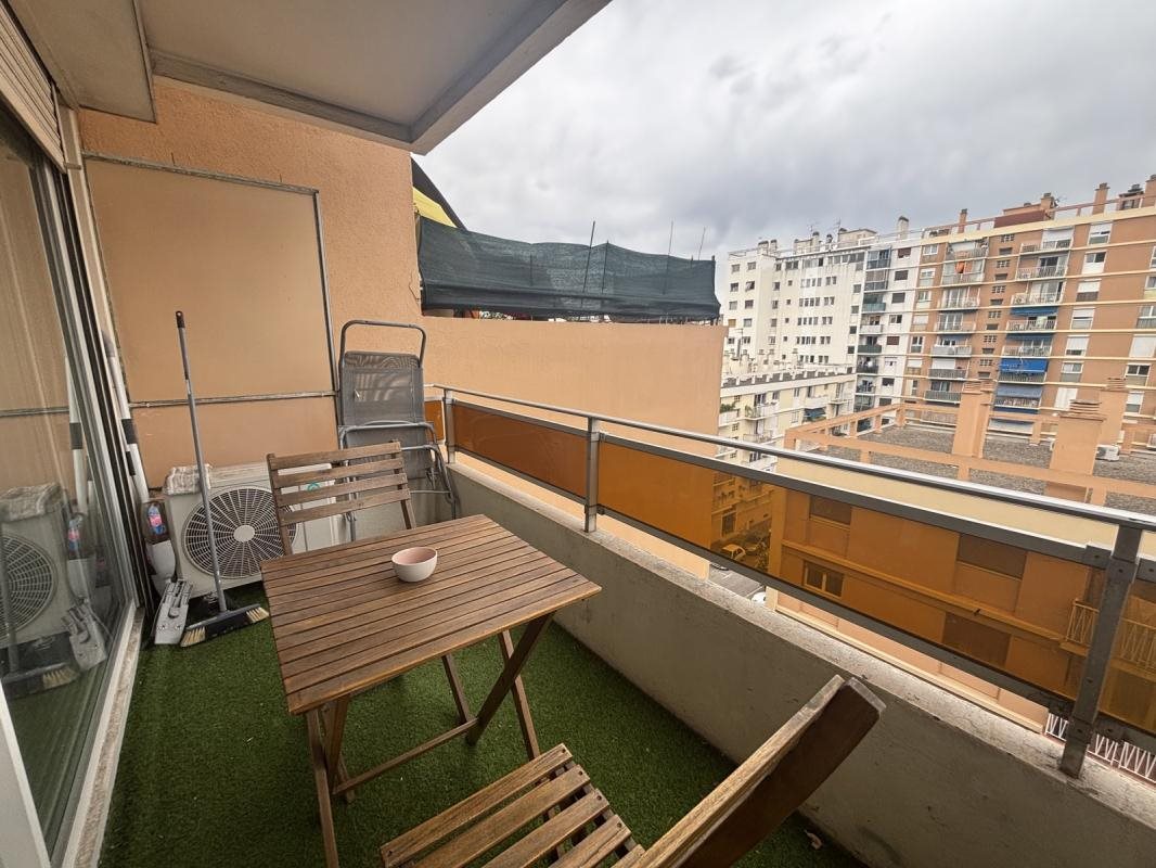 Appartement à louer, 18m², Marseille 5ème