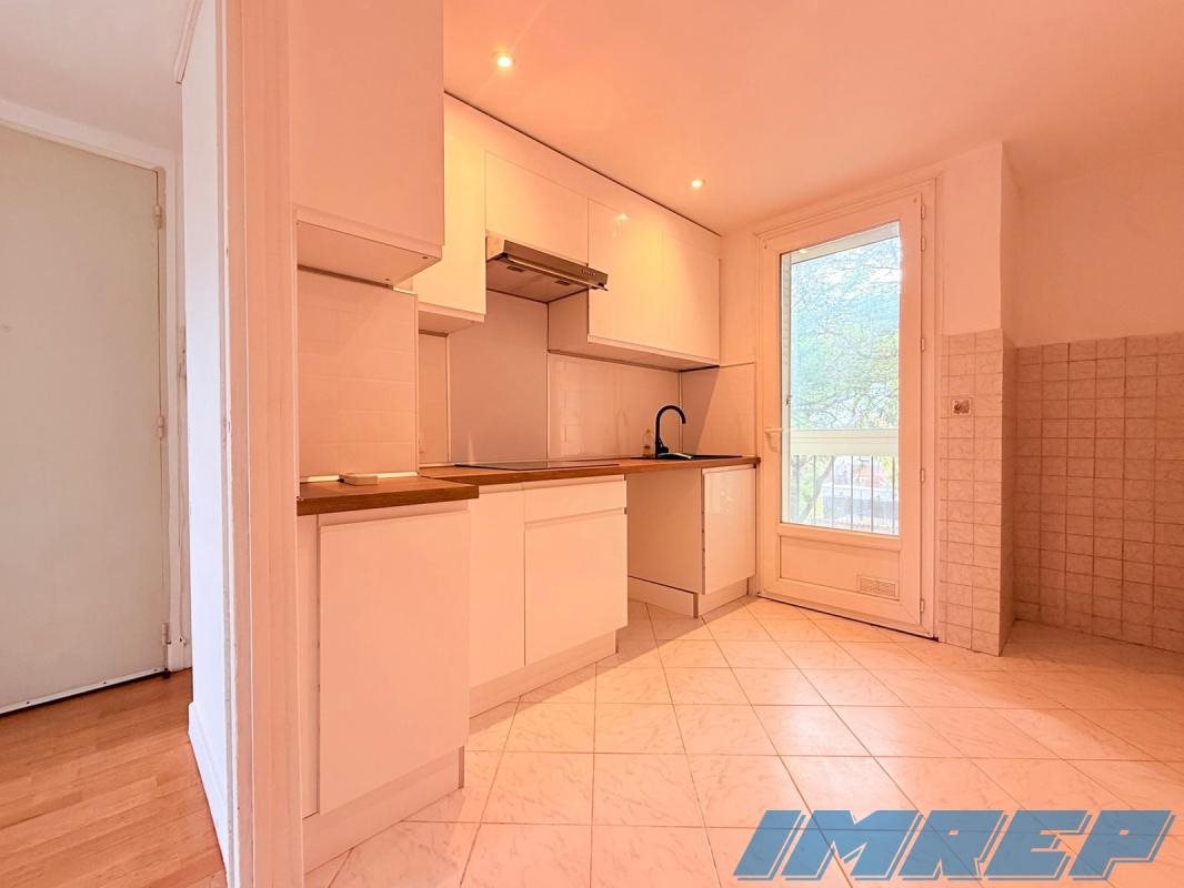 Appartement à louer, 72m², Marseille 9ème