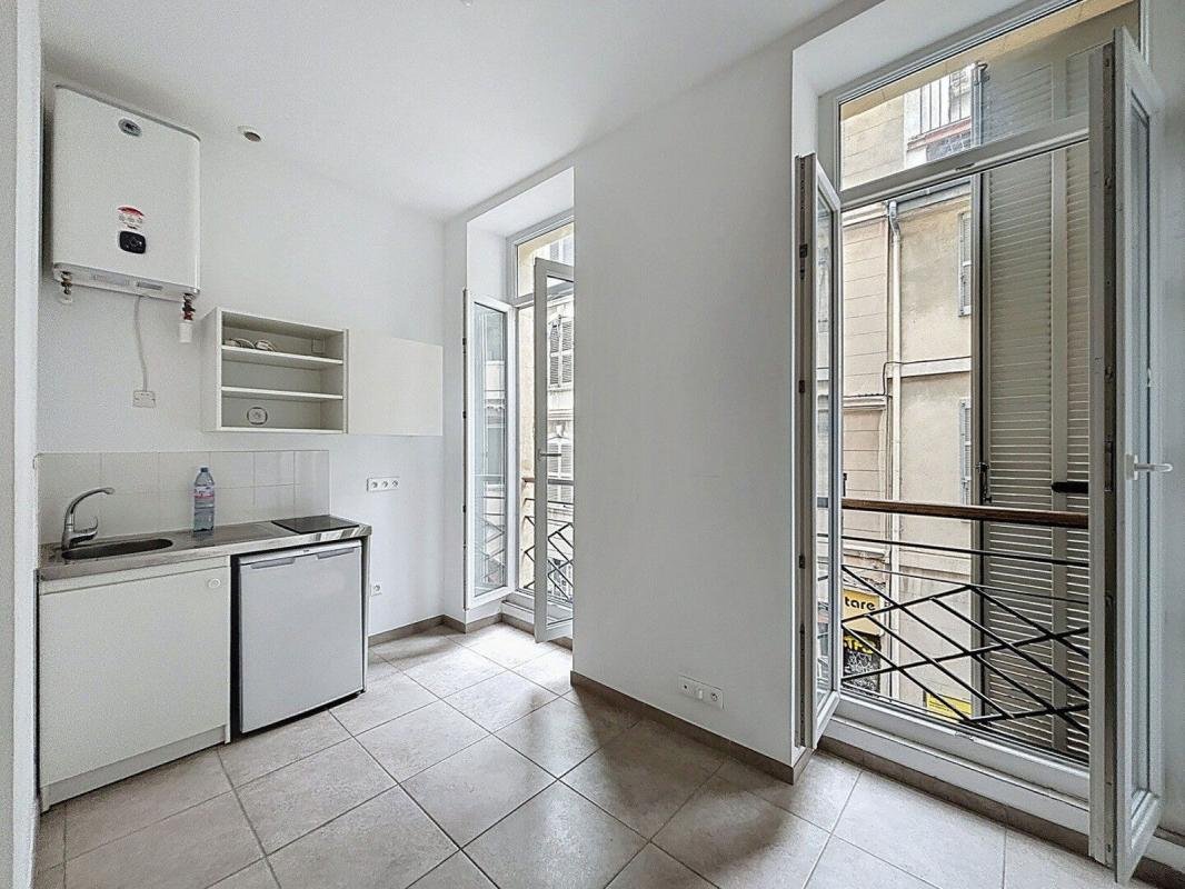 Appartement à louer, 13m², Marseille 6ème