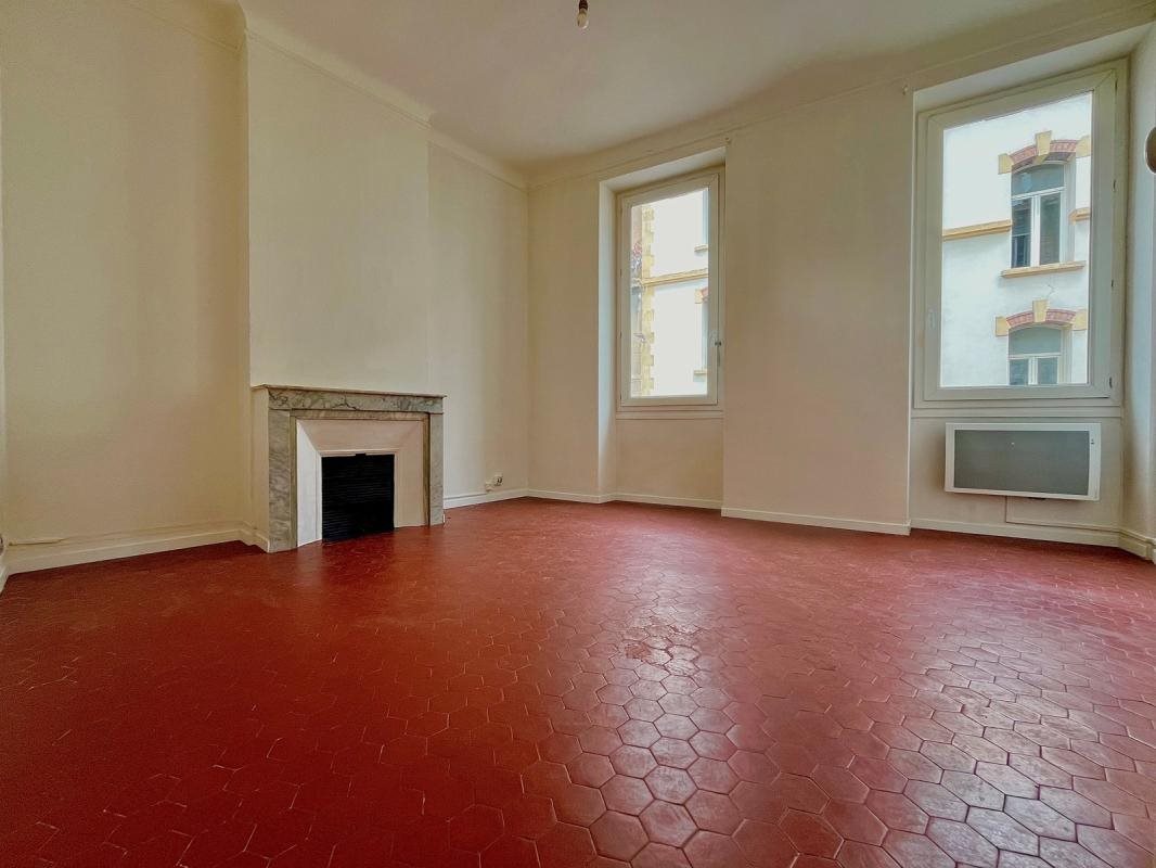 Appartement à louer, 43m², Marseille 1er