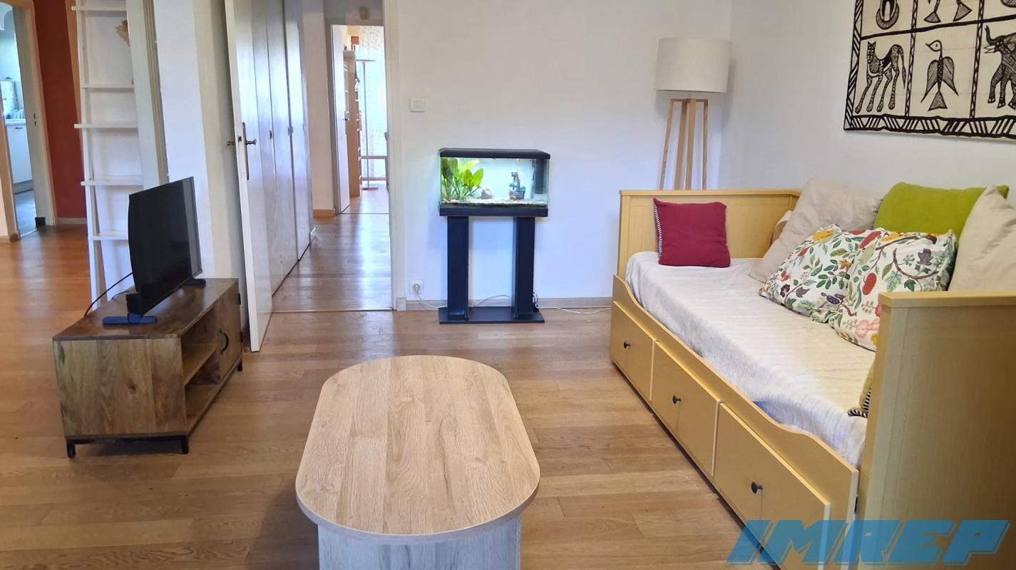 Appartement à louer, 79m², Marseille 8ème