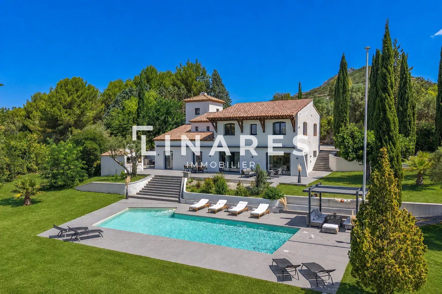Maison à vendre, 343m², Gémenos