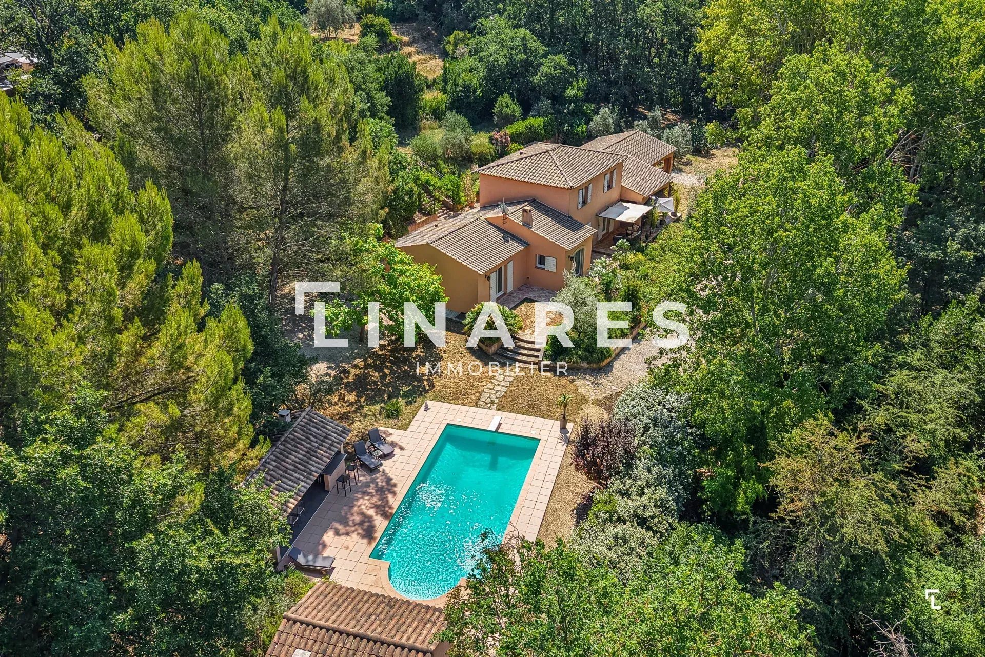 Maison à vendre, 223m², Trets