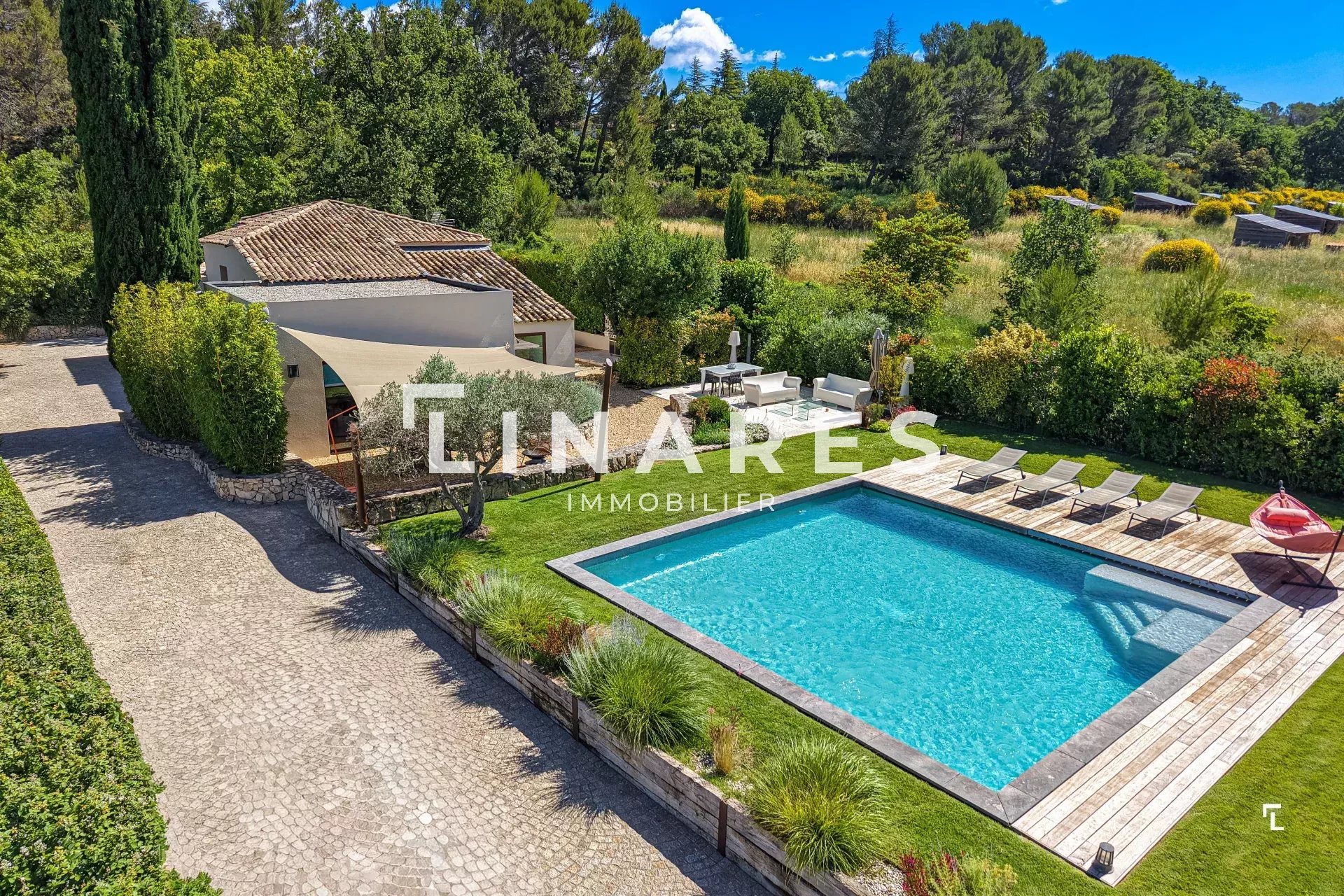 Maison à vendre, 210m², Eguilles