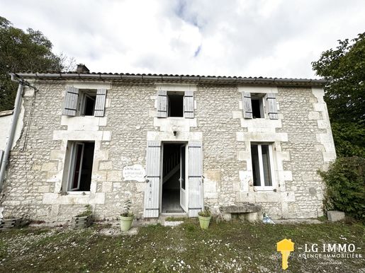Maison 10 pièces 220 m² · à Barzan · 220 m² · 344 000 €