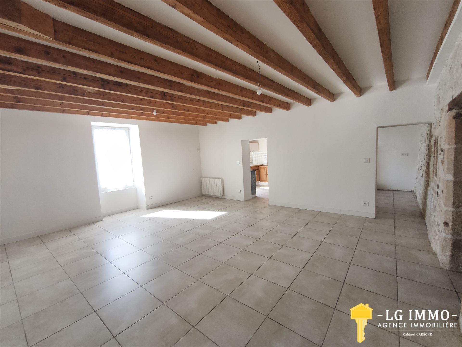 Maison à vendre, 90m², Brie-sous-Mortagne