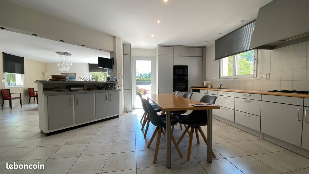Maison à vendre, 250m², Carnac
