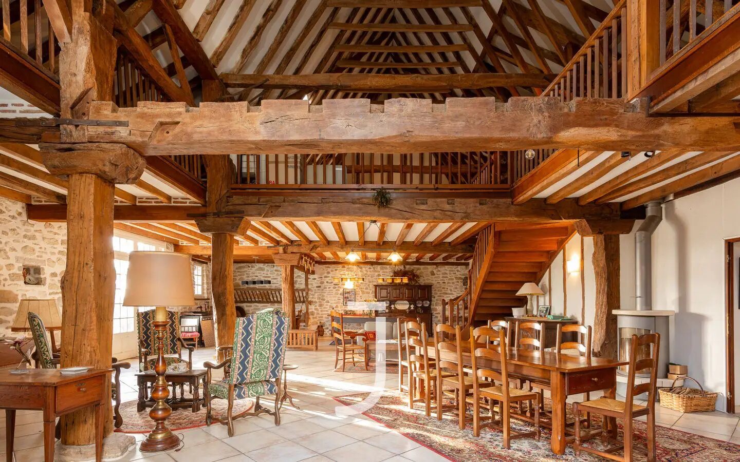 Maison à vendre, 450m², Sauveterre-de-Béarn