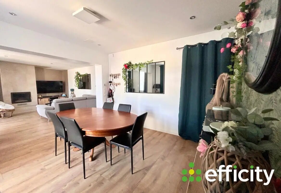 Maison à vendre, 180m², Saint-Georges-de-Pointindoux