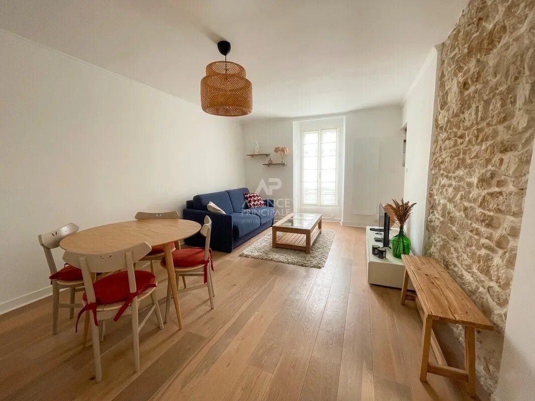 Appartement à louer, 57m², Sèvres