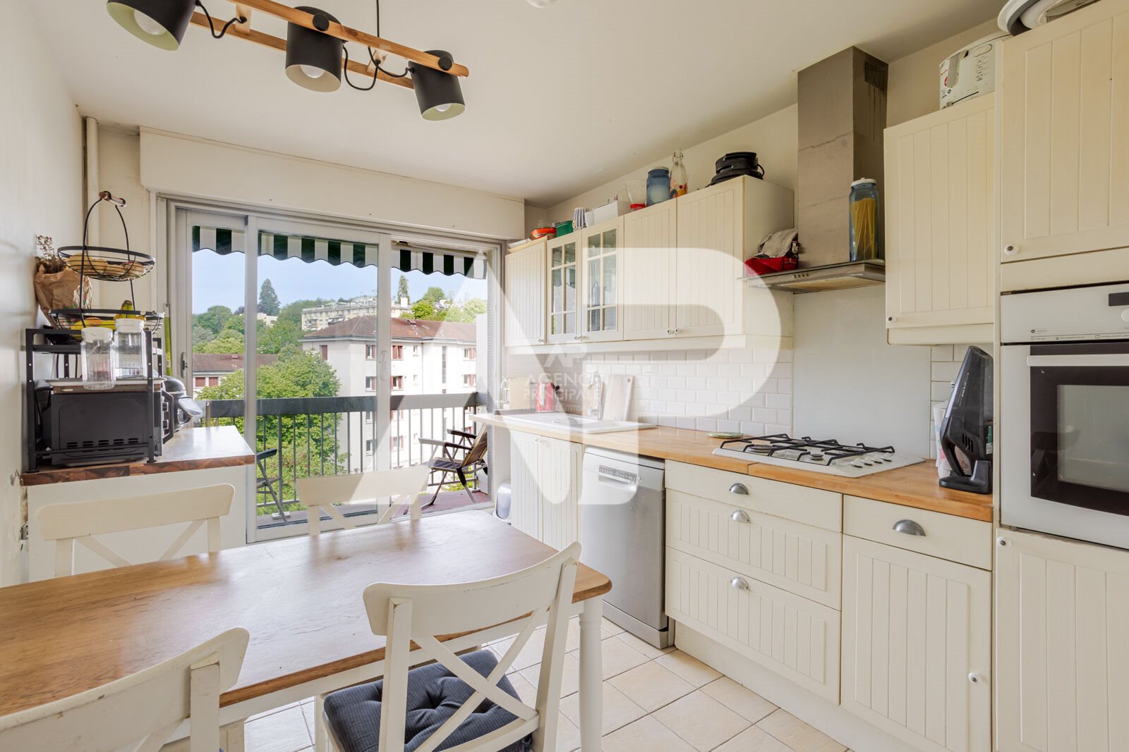 Appartement à vendre, 97m², Sèvres