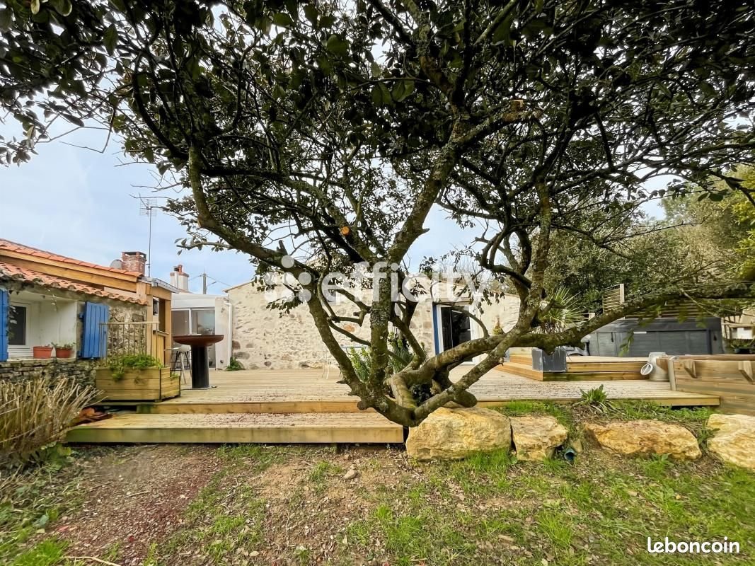 Maison à vendre, 122m², Vairé