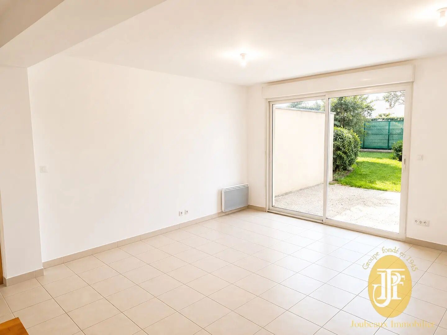 Maison à louer, 60m², Douains