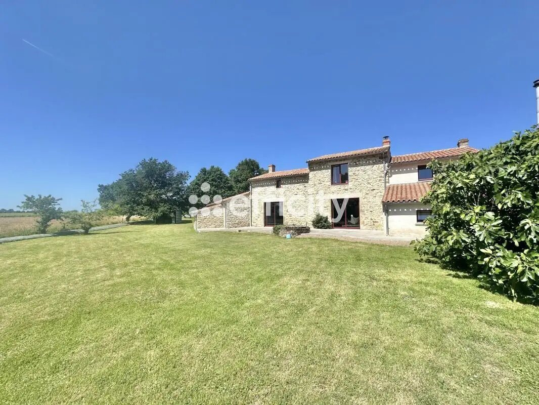 Maison à vendre, 157m², Aigrefeuille-sur-Maine