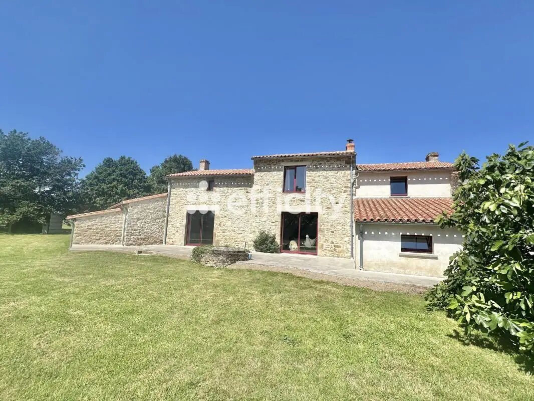 Maison à vendre, 157m², Aigrefeuille-sur-Maine
