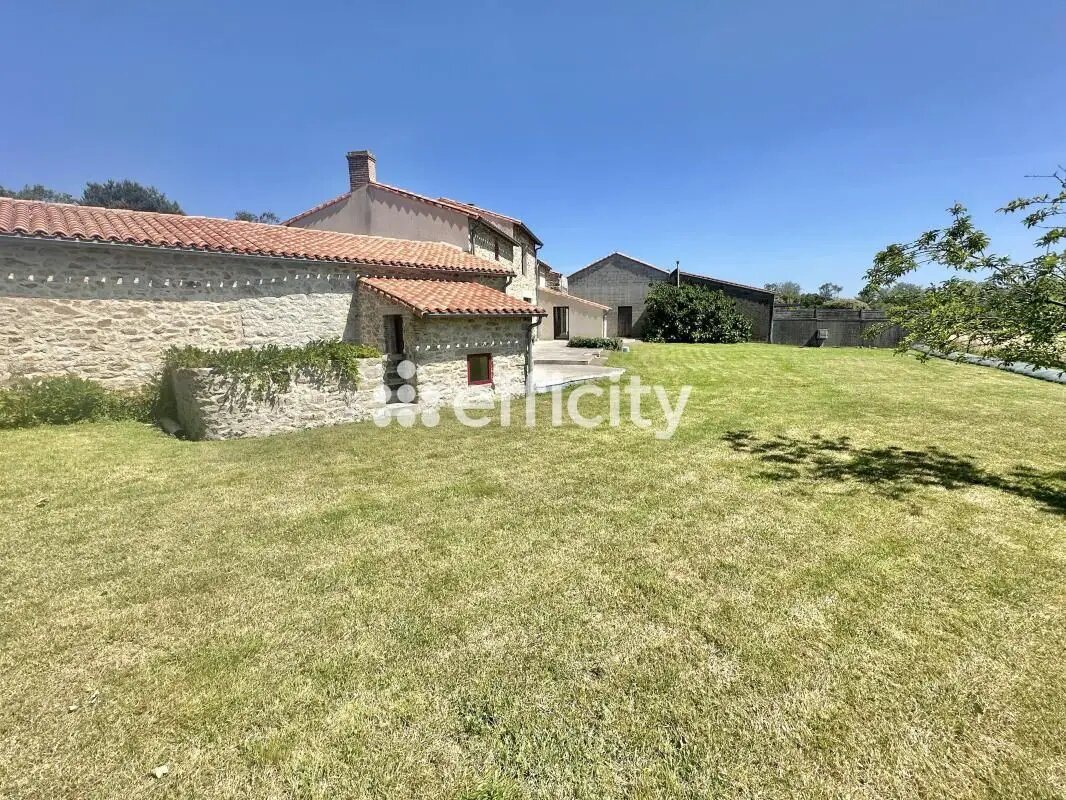 Maison à vendre, 157m², Aigrefeuille-sur-Maine