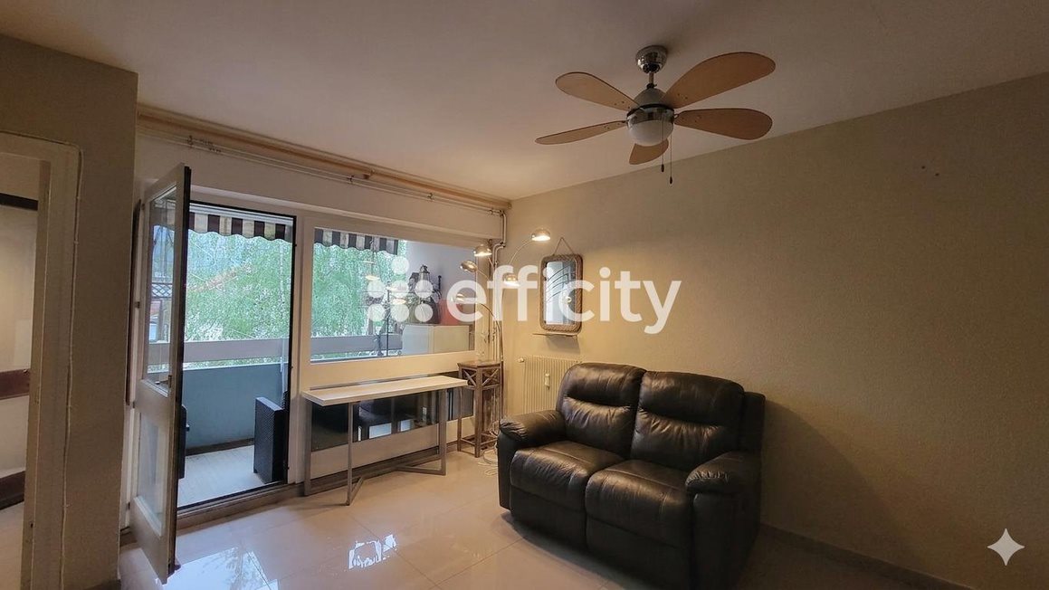 Appartement à vendre, 30m², Cluses