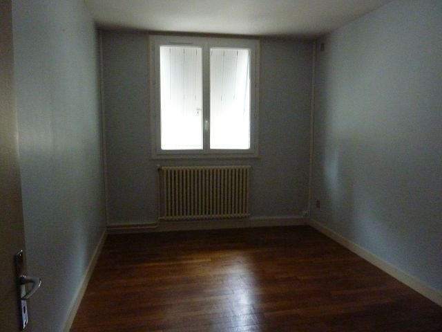 Appartement à louer, 77m², Montmorillon