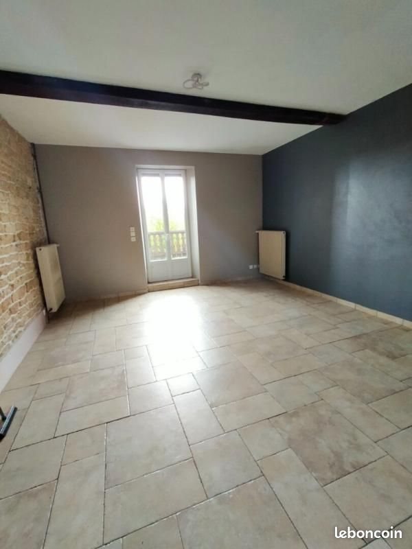 Maison à louer, 214m², Cheveuges
